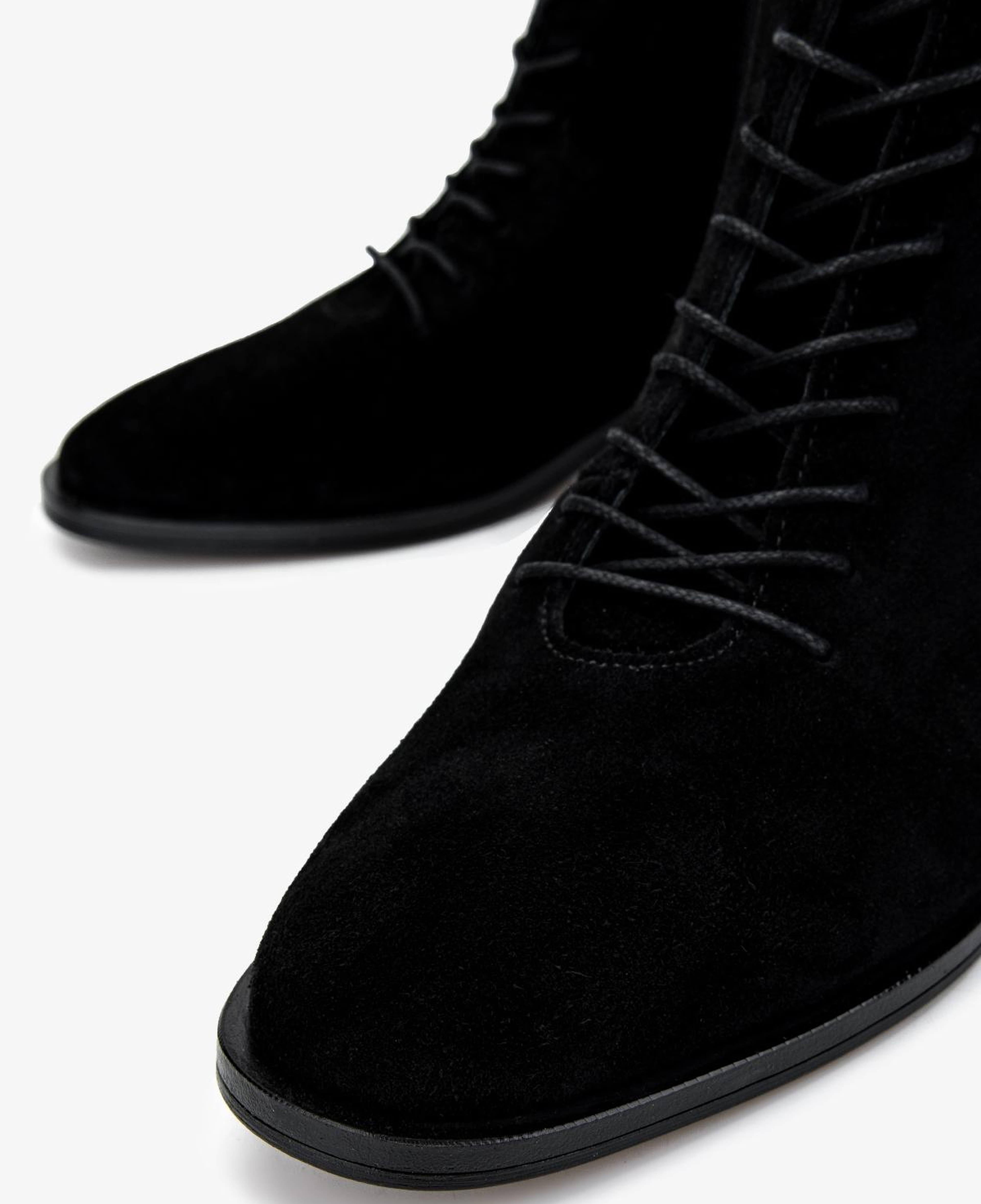 Valmenti Kadın Hakiki Deri Siyah Süet Topuklu Bot