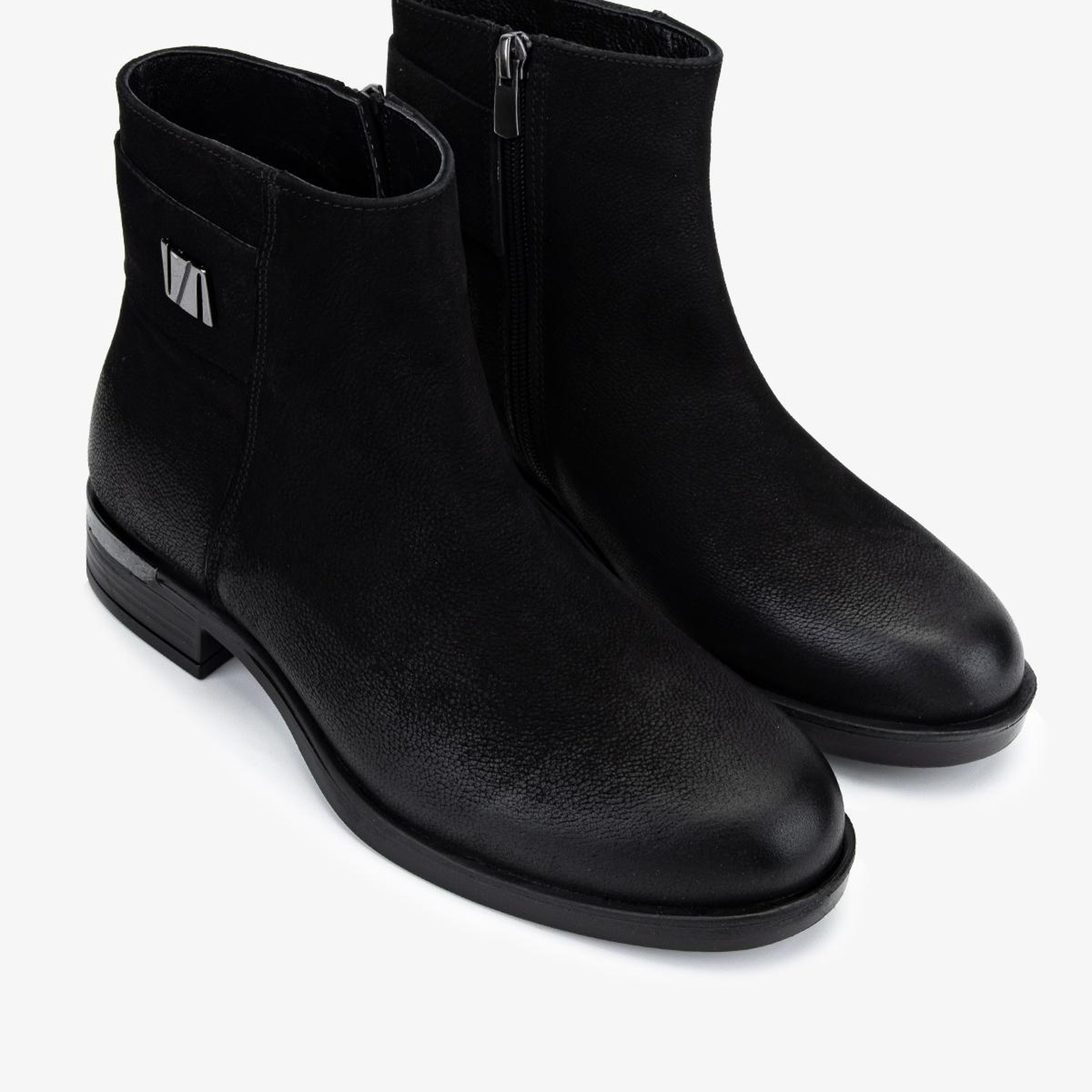 Valmenti Kadın Hakiki Deri Siyah Nubuk Düz Bot