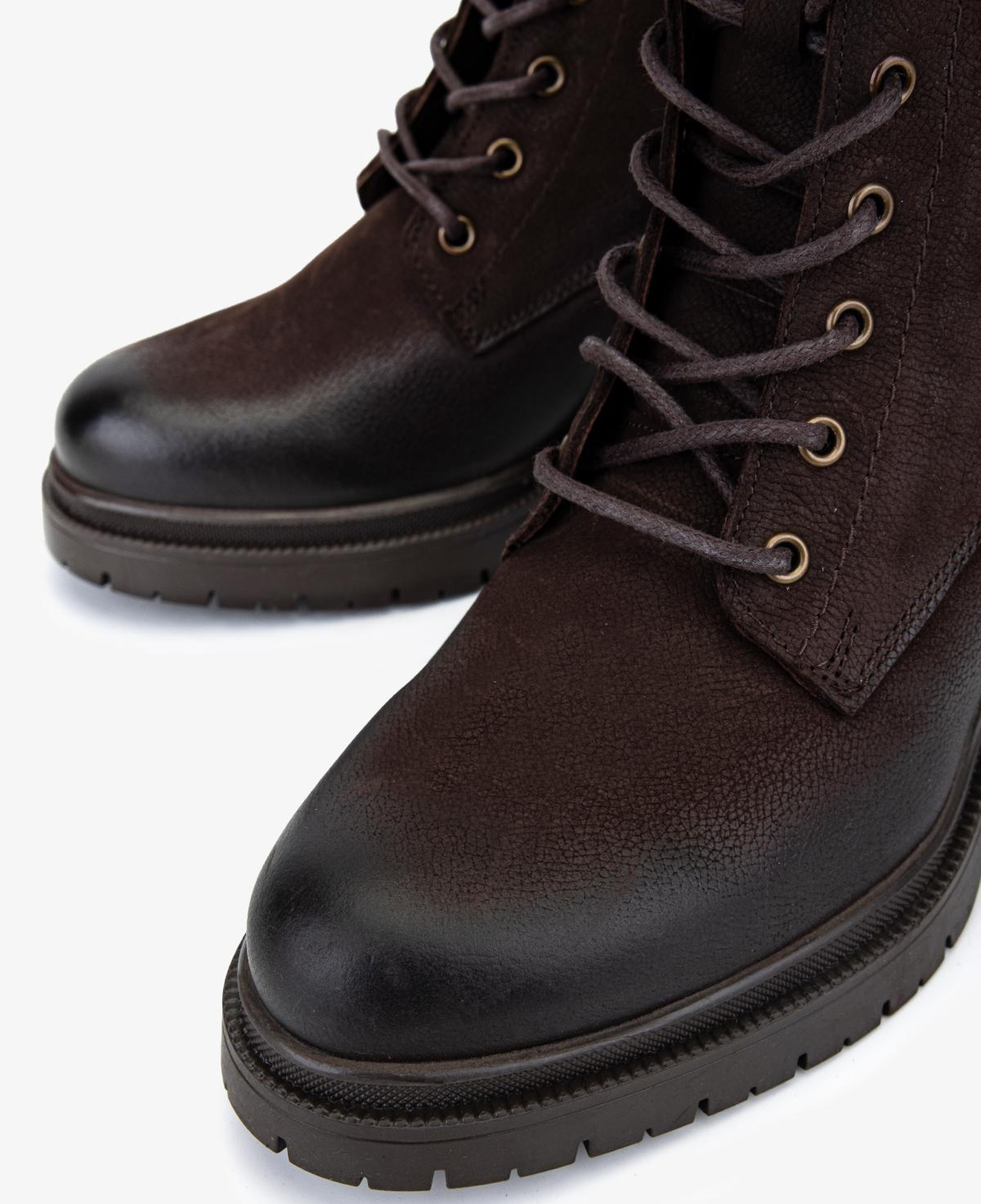 Valmenti Kadın Hakiki Deri Kahverengi Nubuk Topuklu Bot