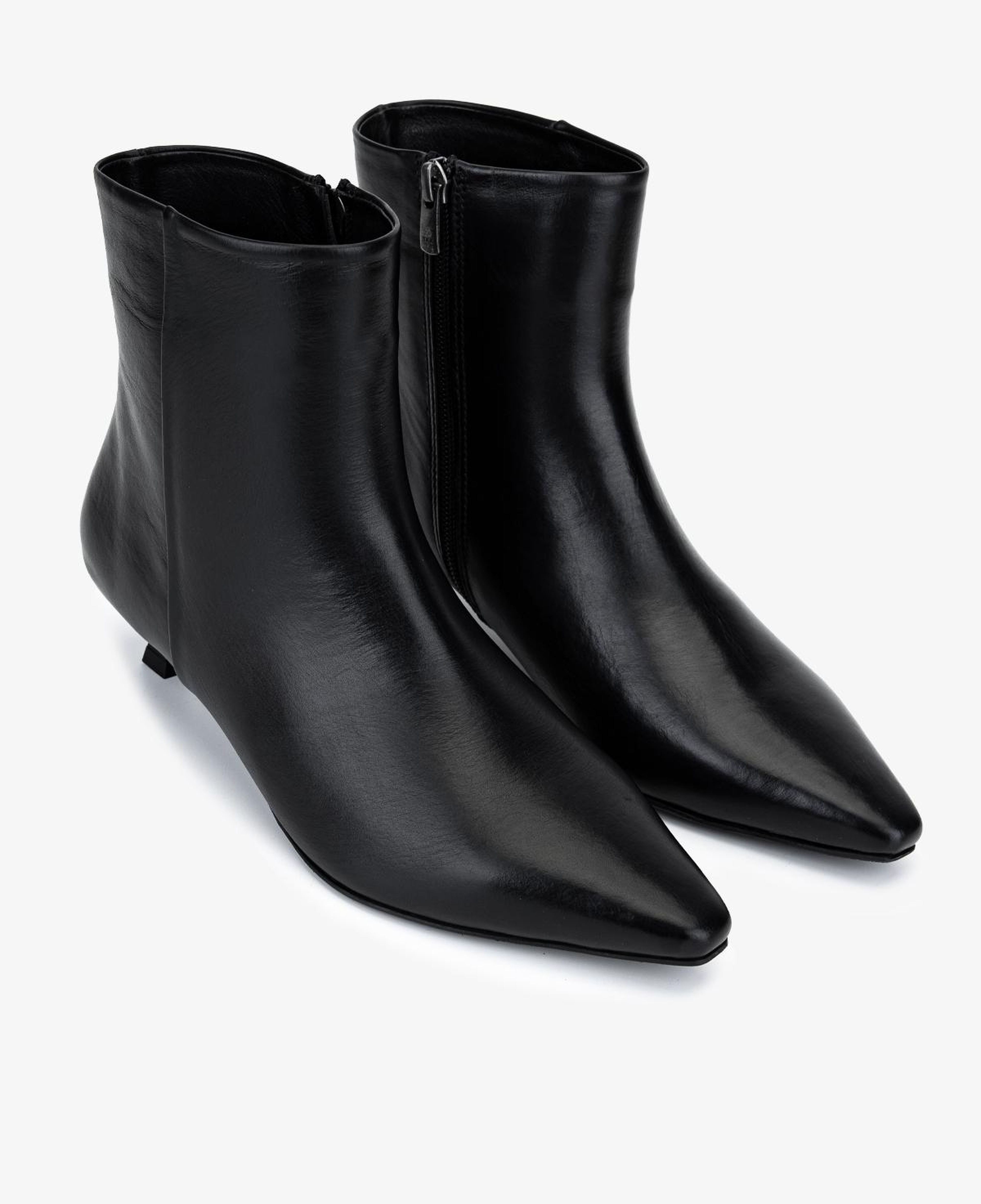 Valmenti Kadın Hakiki Deri Siyah Topuklu Bot