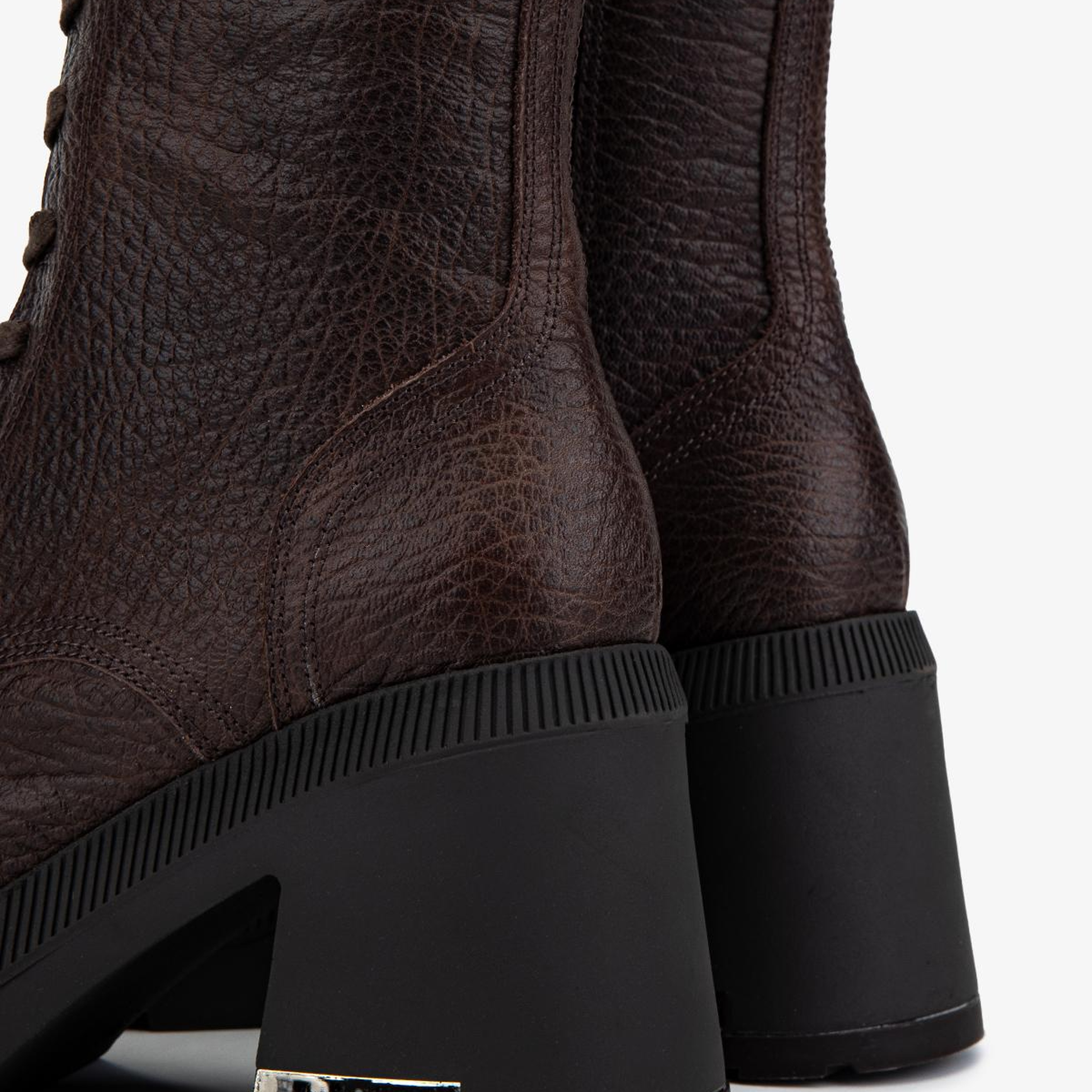 Valmenti Kadın Hakiki Deri Kahverengi Topuklu Bot