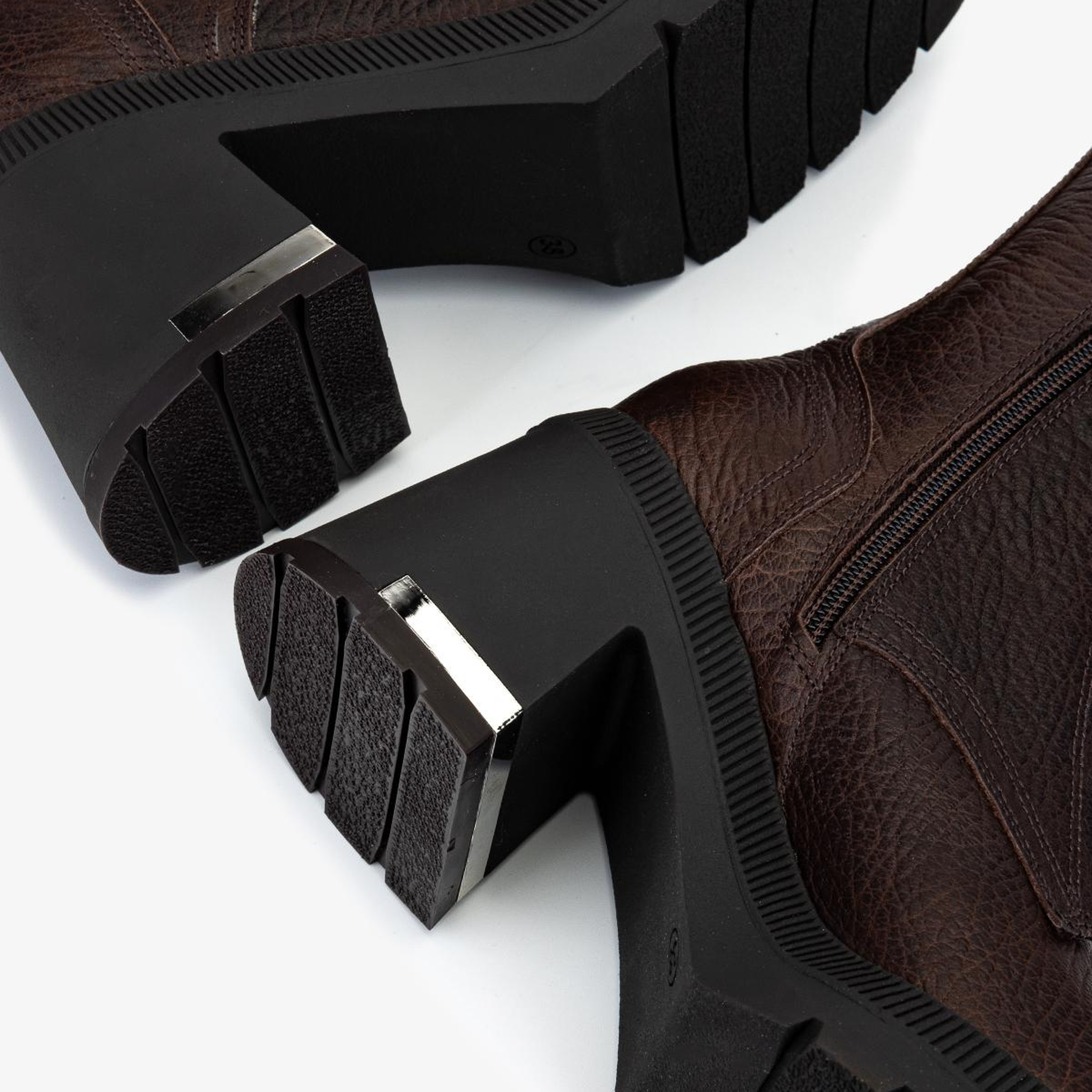 Valmenti Kadın Hakiki Deri Kahverengi Topuklu Bot