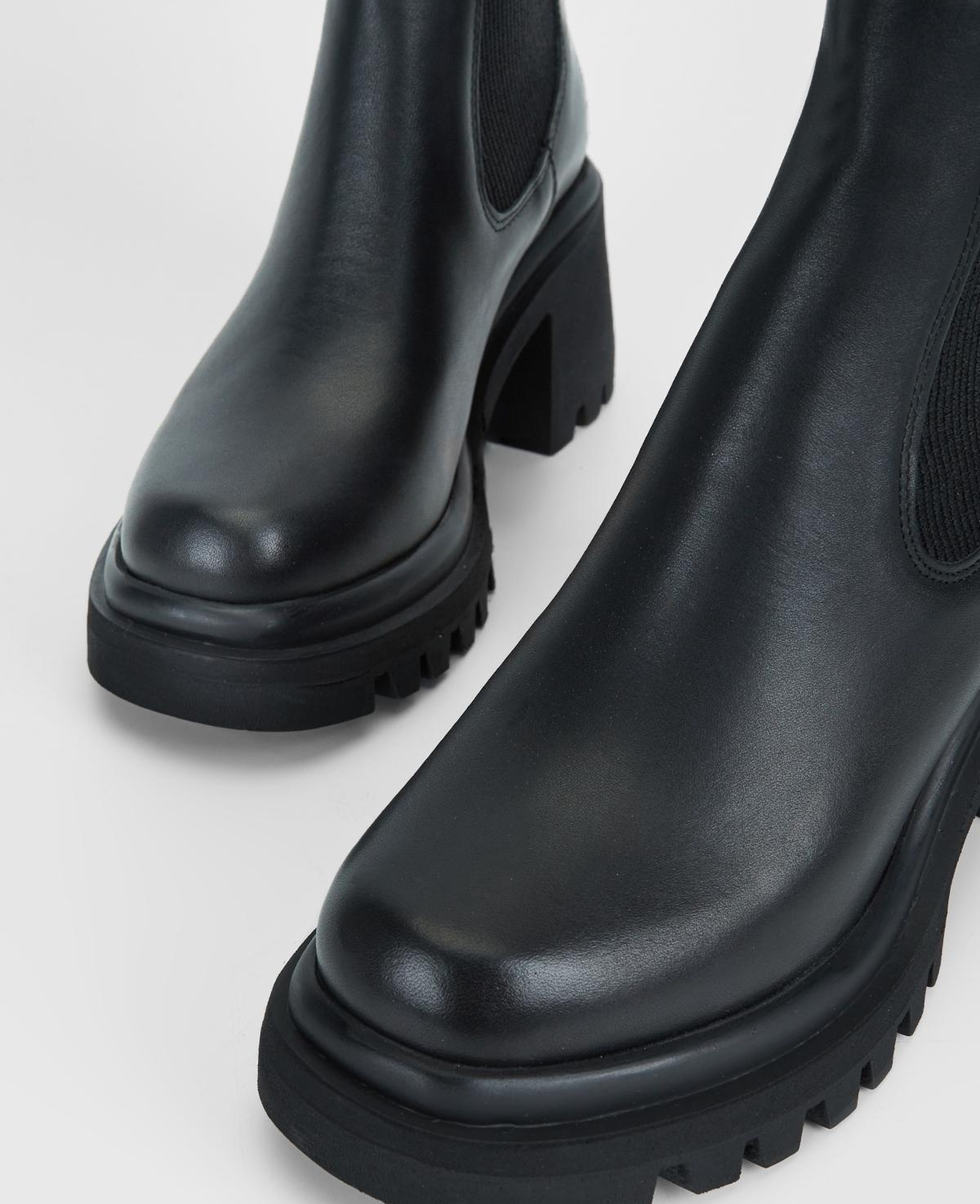 Valmenti Kadın Hakiki Deri Siyah Topuklu Bot