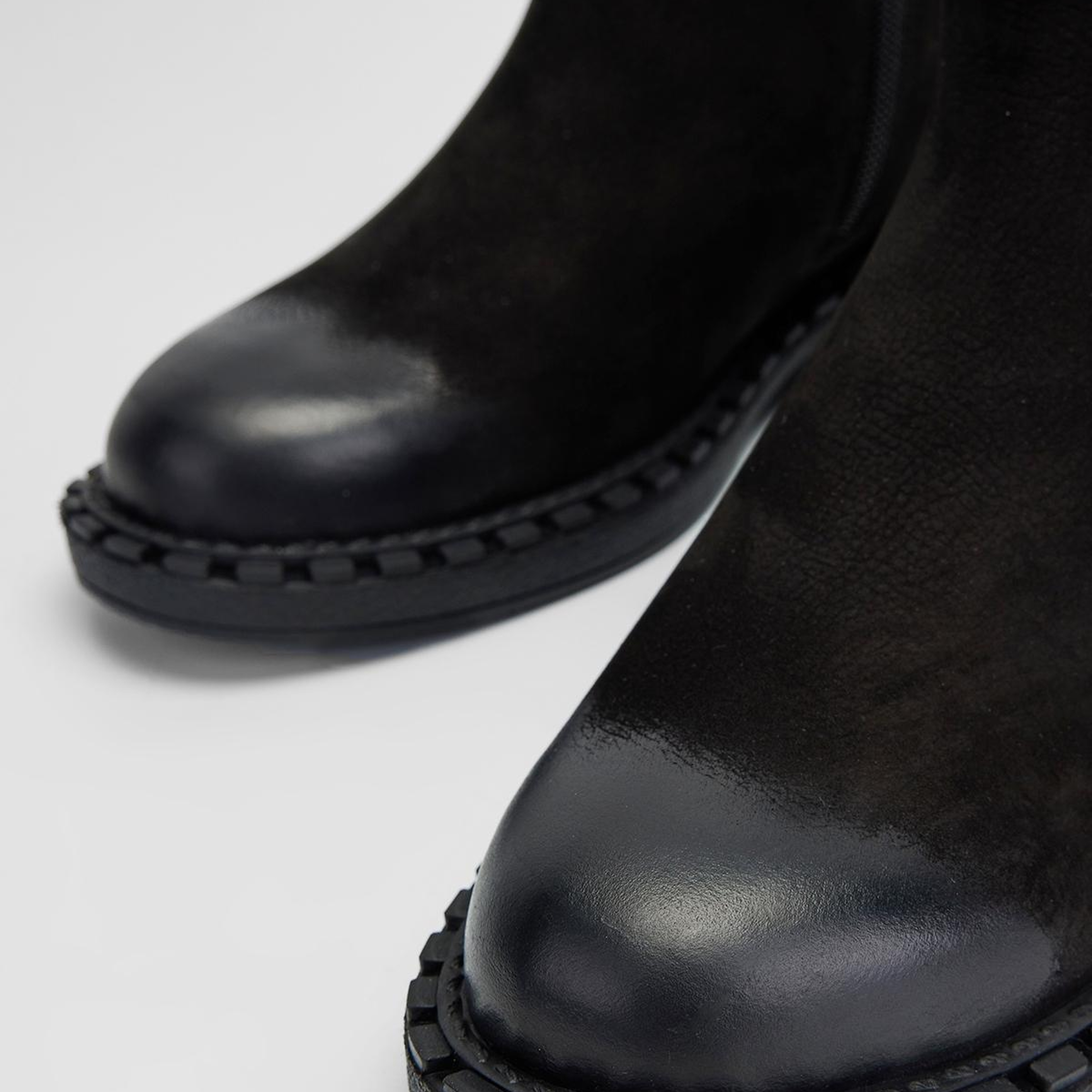 Valmenti Kadın Hakiki Deri Siyah Nubuk Düz Bot