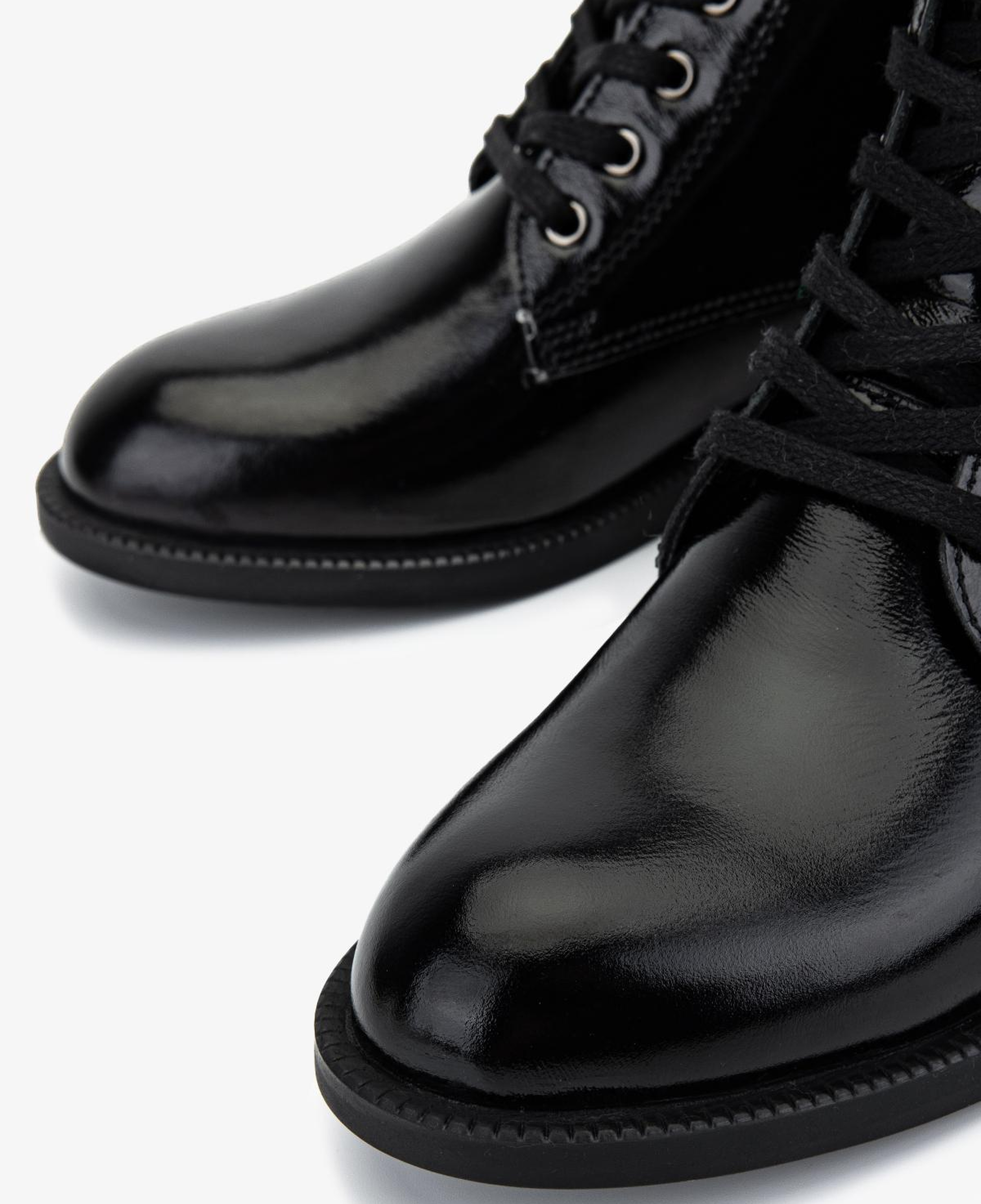 Valmenti Kadın Hakiki Deri Siyah Rugan Düz Bot