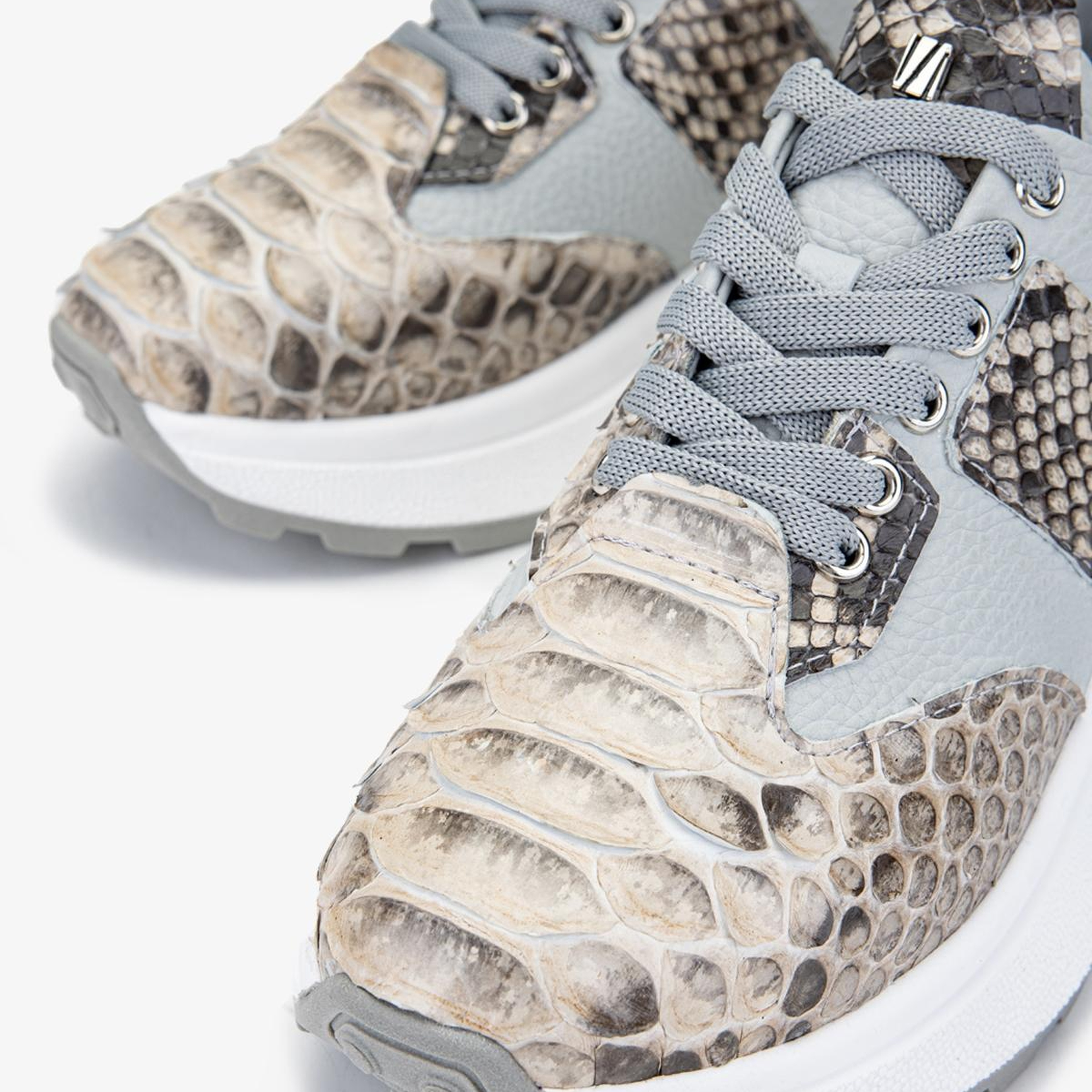 Valmenti Kadın Hakiki Deri Gri Sneakers & Spor Ayakkabı
