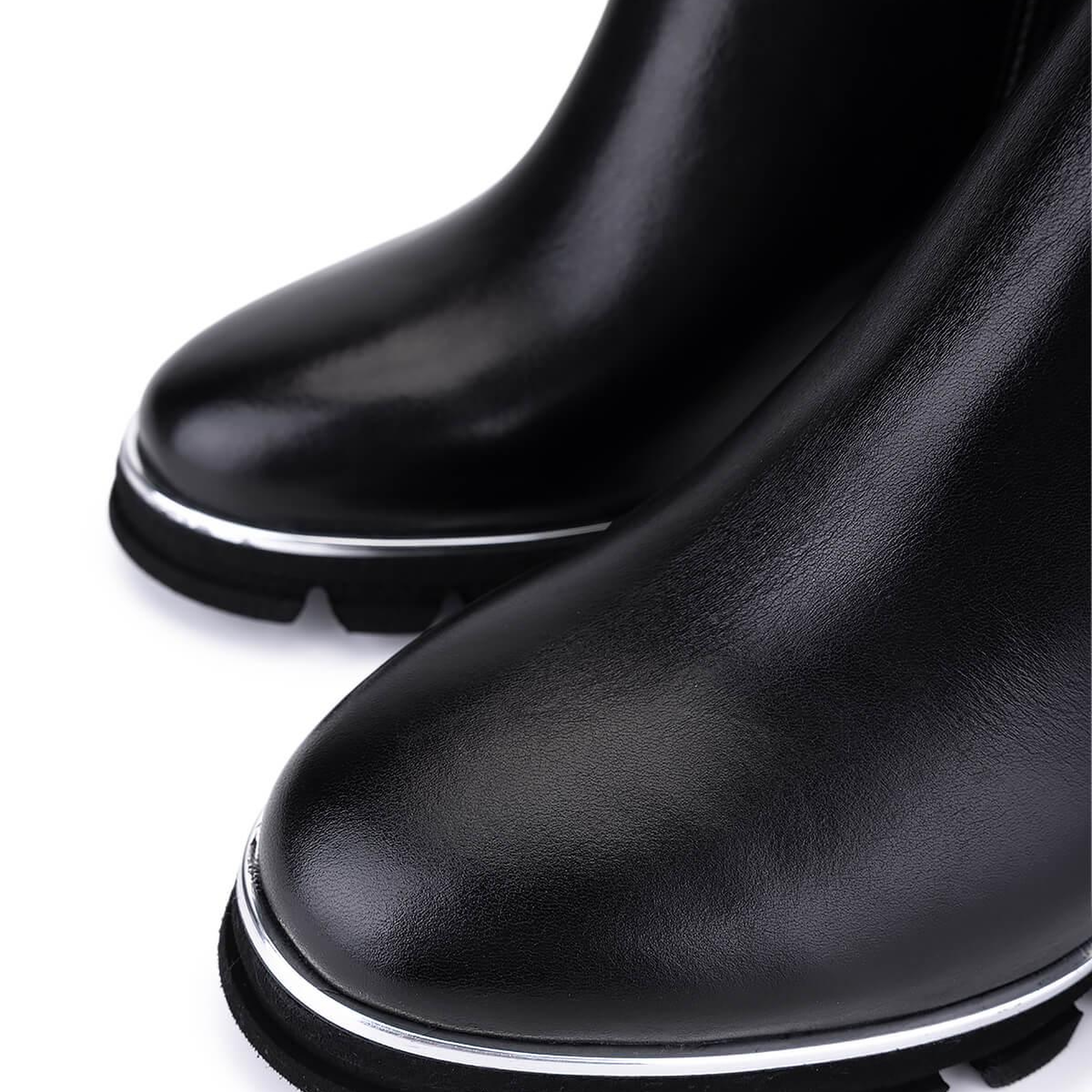 Tamer Tanca Kadın Hakiki Deri Siyah Topuklu Çizme