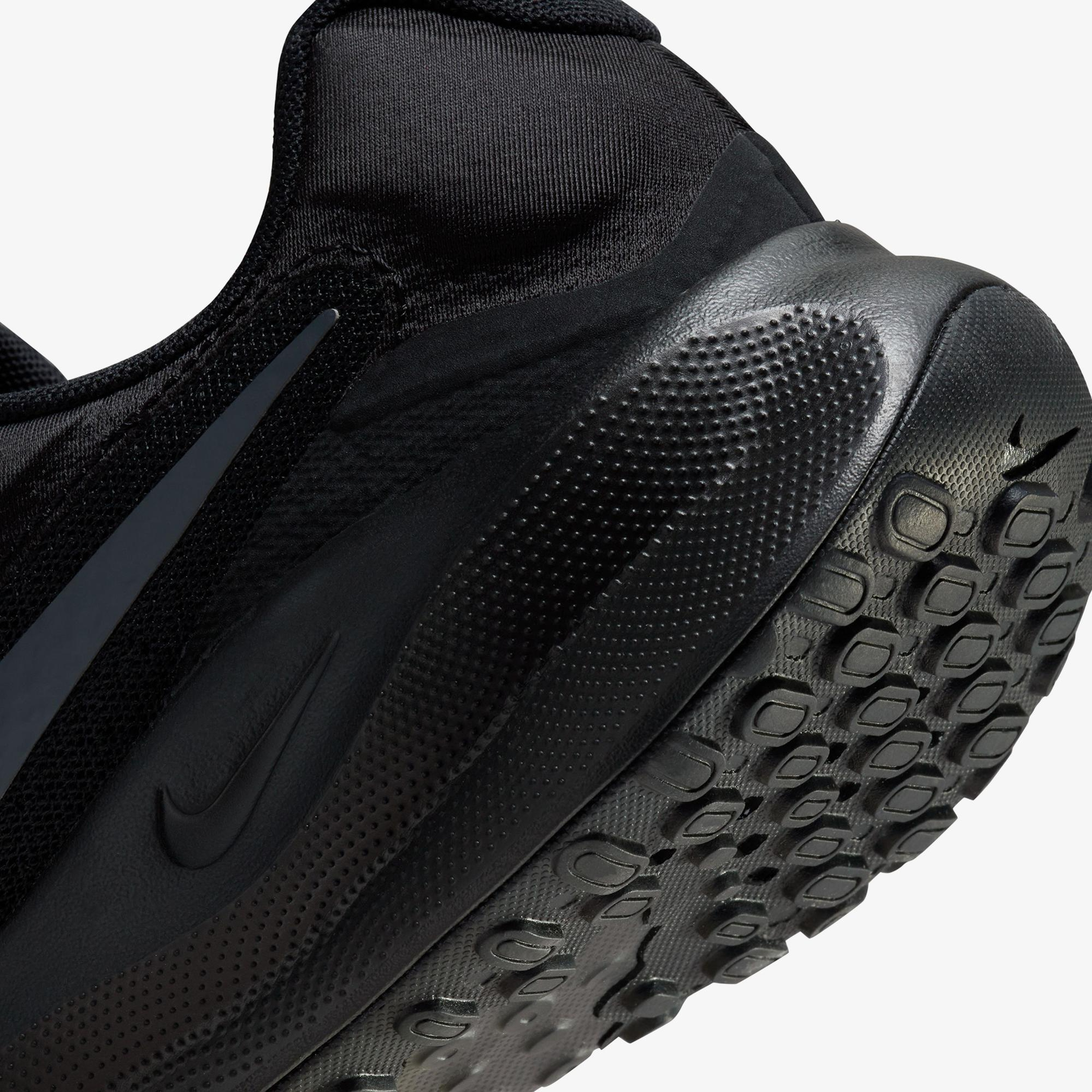 Nike Revolution 7 Erkek Siyah Koşu Ayakkabısı
