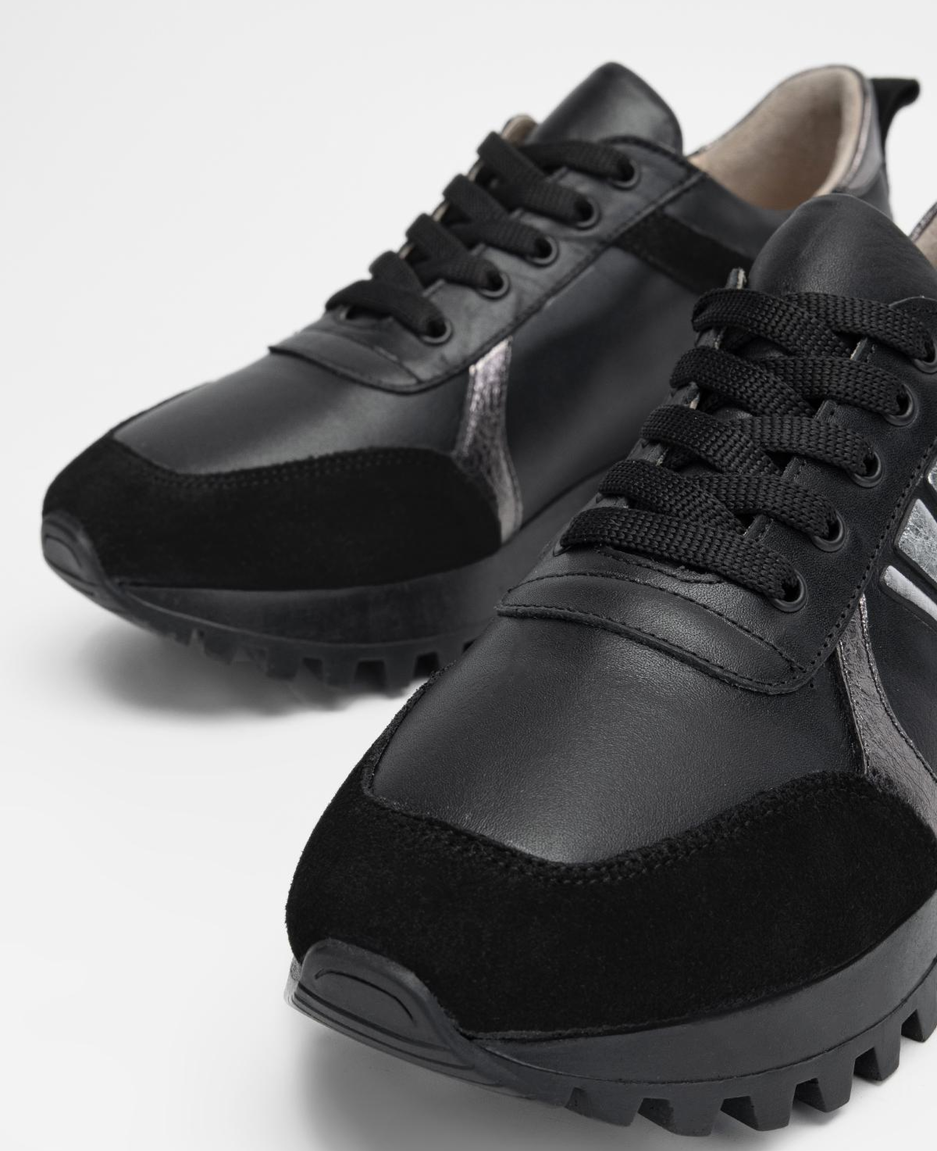 Valmenti Kadın Hakiki Deri Siyah Sneakers & Spor Ayakkabı