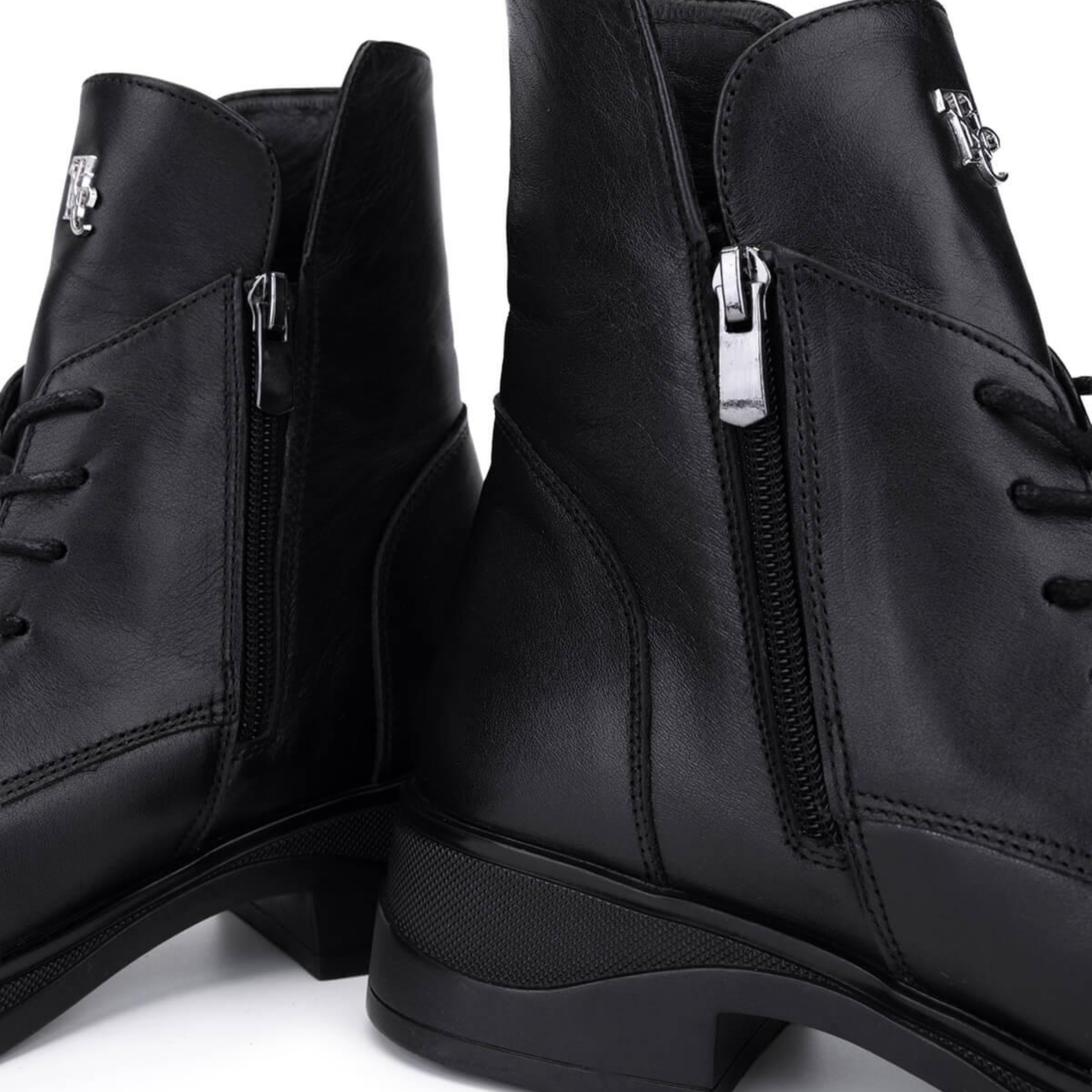 Tamer Tanca Kadın Siyah Deri Casual Bot