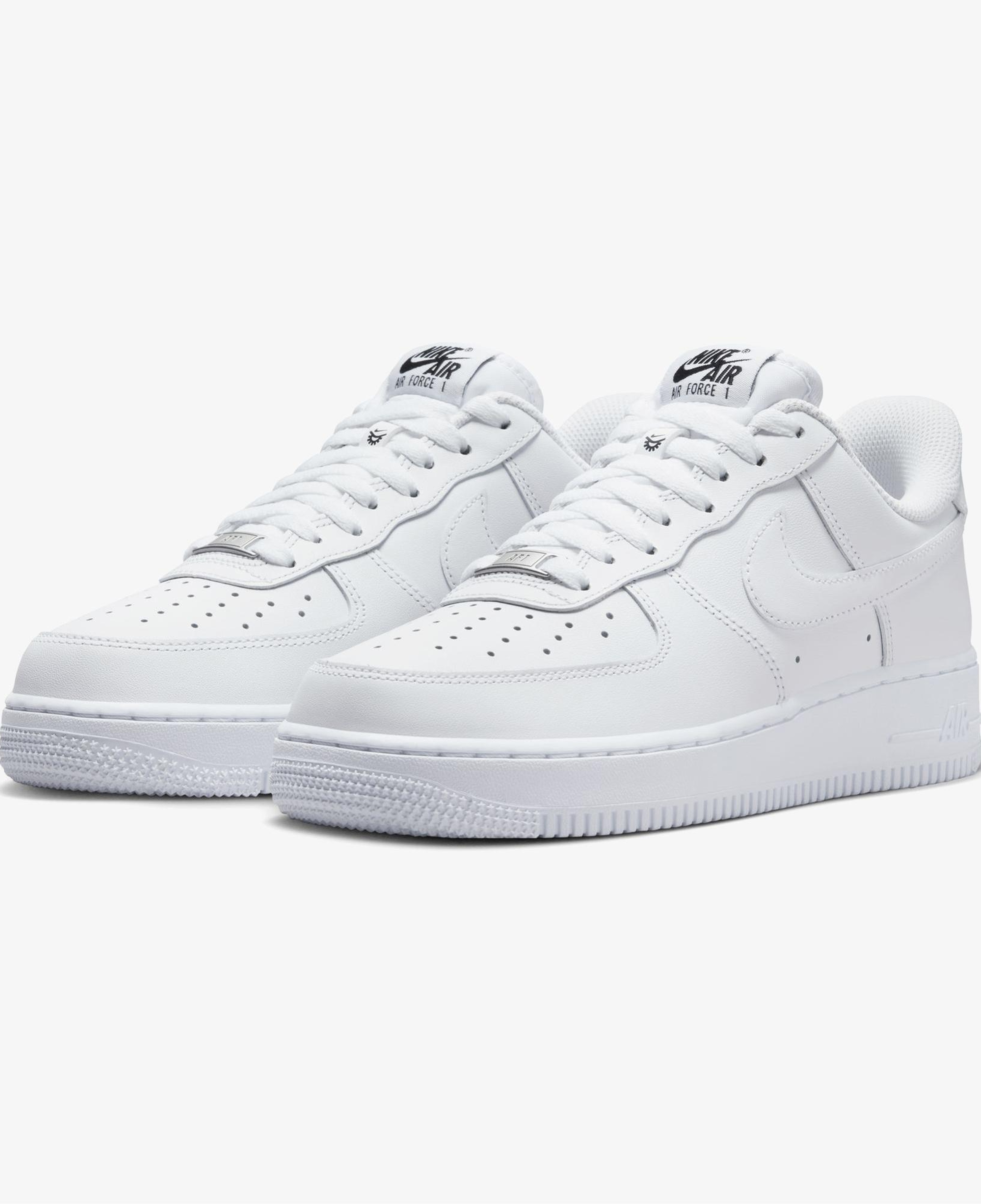 Nike Air Force 1 '07 Flyease Kadın Beyaz Spor Ayakkabı