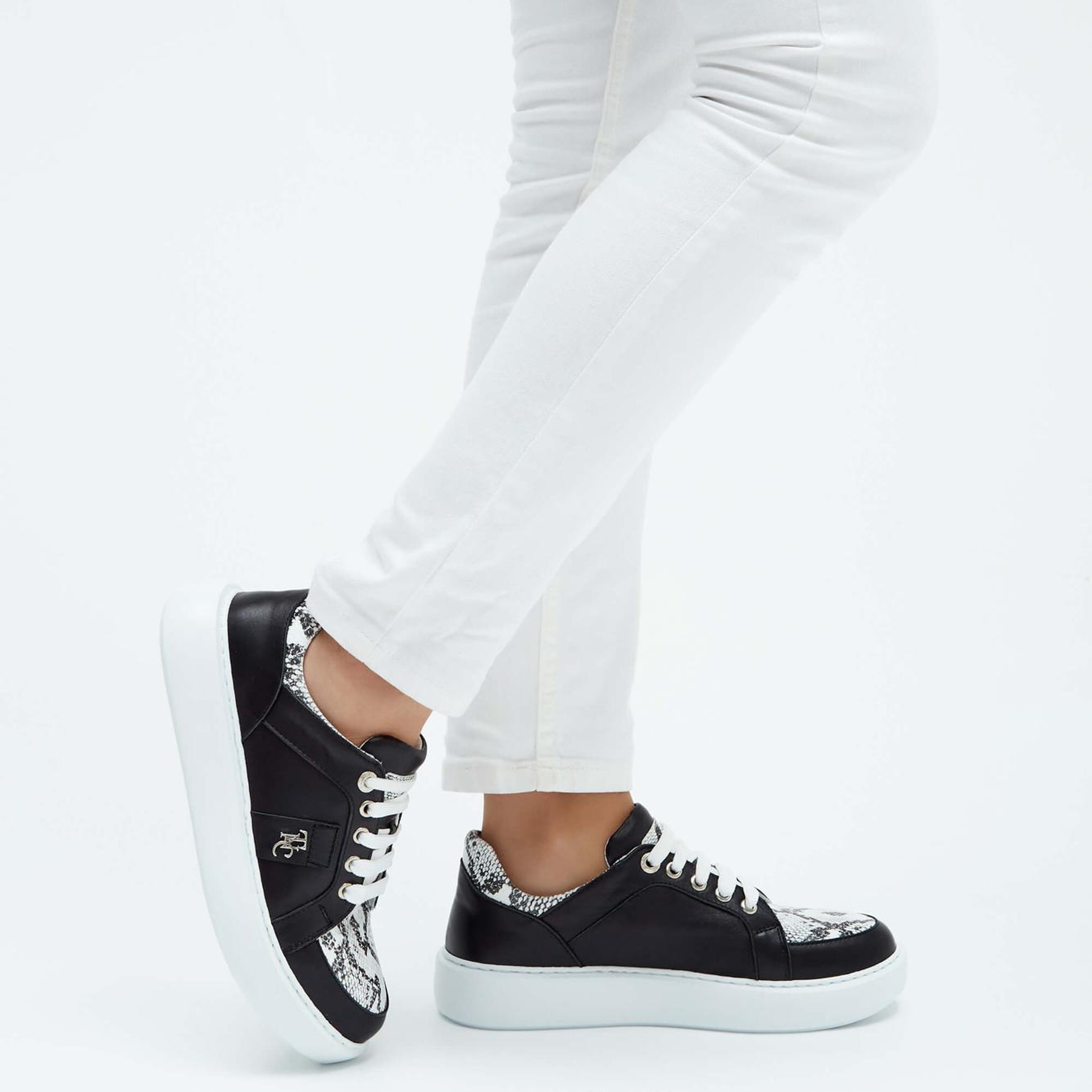 Tamer Tanca Kadın Hakiki Deri Siyah Deri Sneakers & Spor Ayakkabı