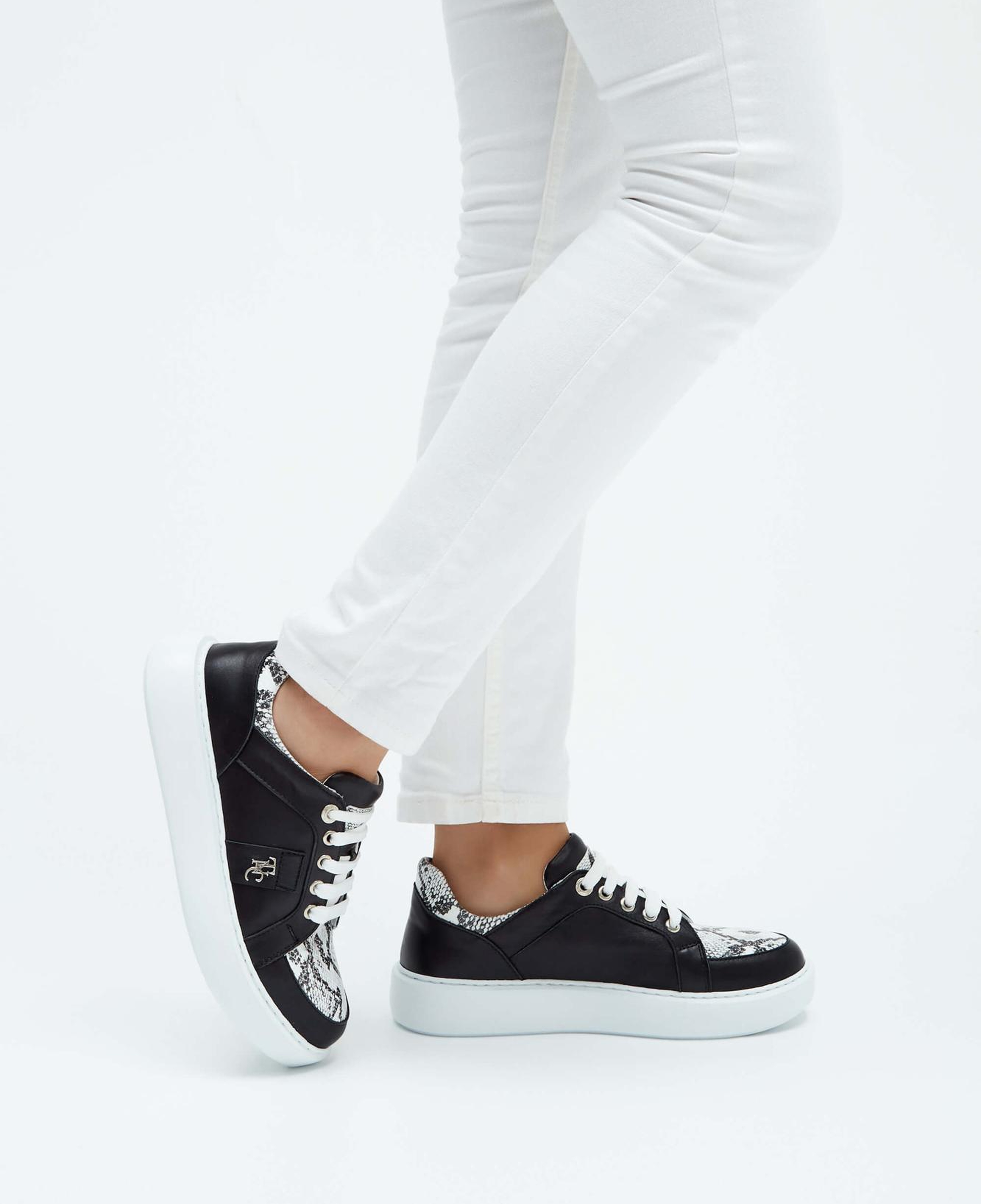 Tamer Tanca Kadın Hakiki Deri Siyah Deri Sneakers & Spor Ayakkabı