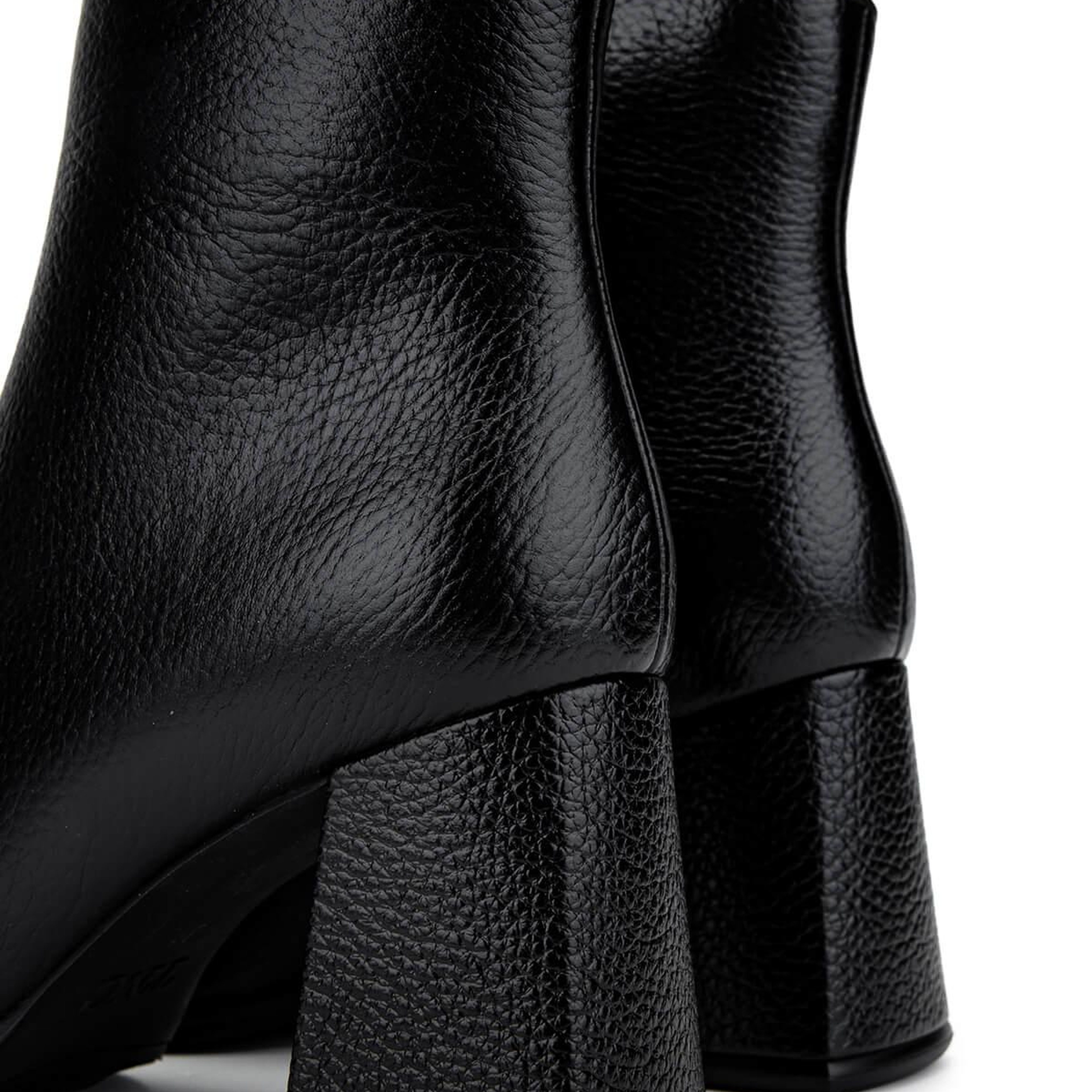 Tamer Tanca Kadın Hakiki Deri Siyah Floter Topuklu Bot