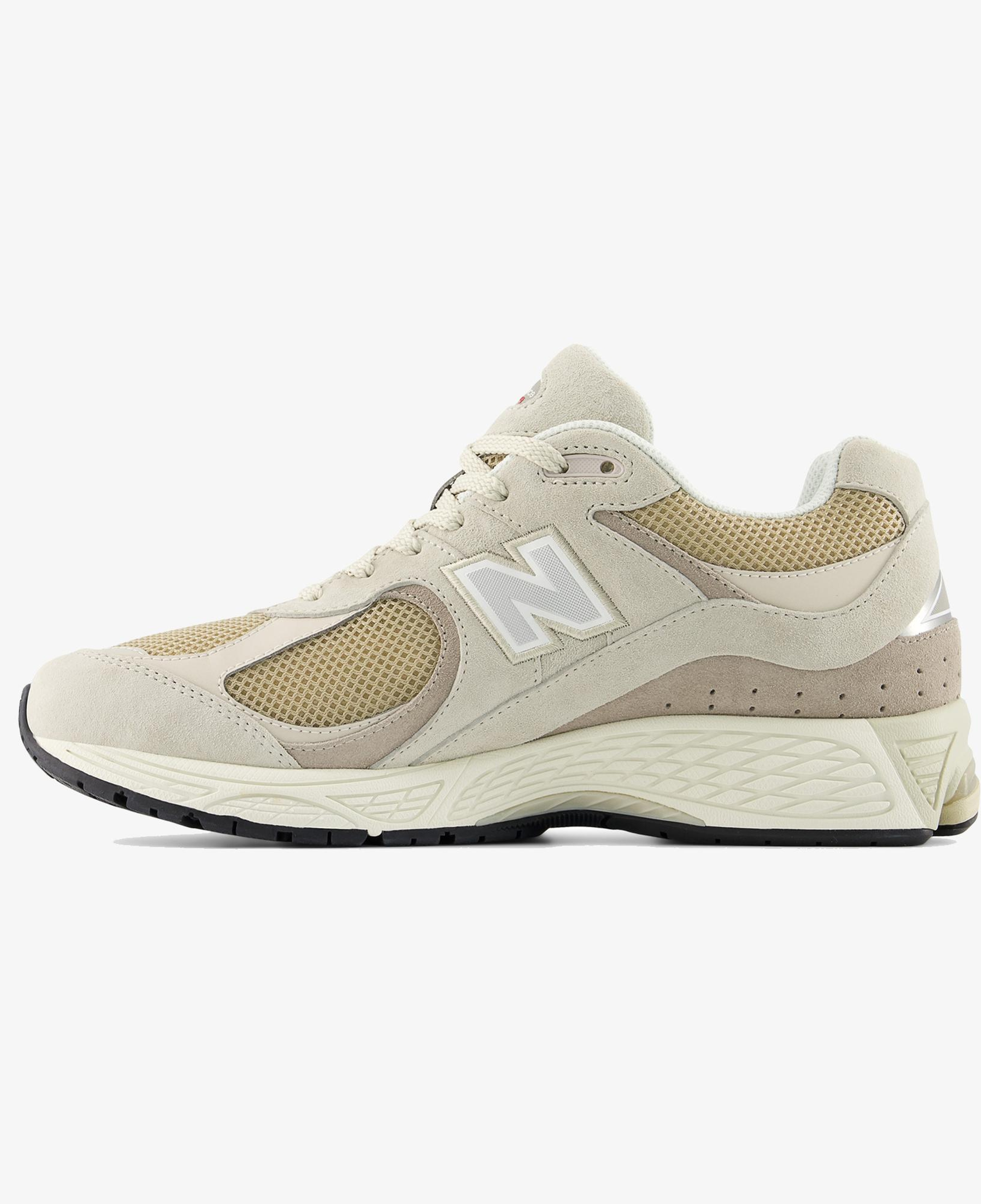 New Balance 2002 Lifestyle Kadın Bej Spor Ayakkabı