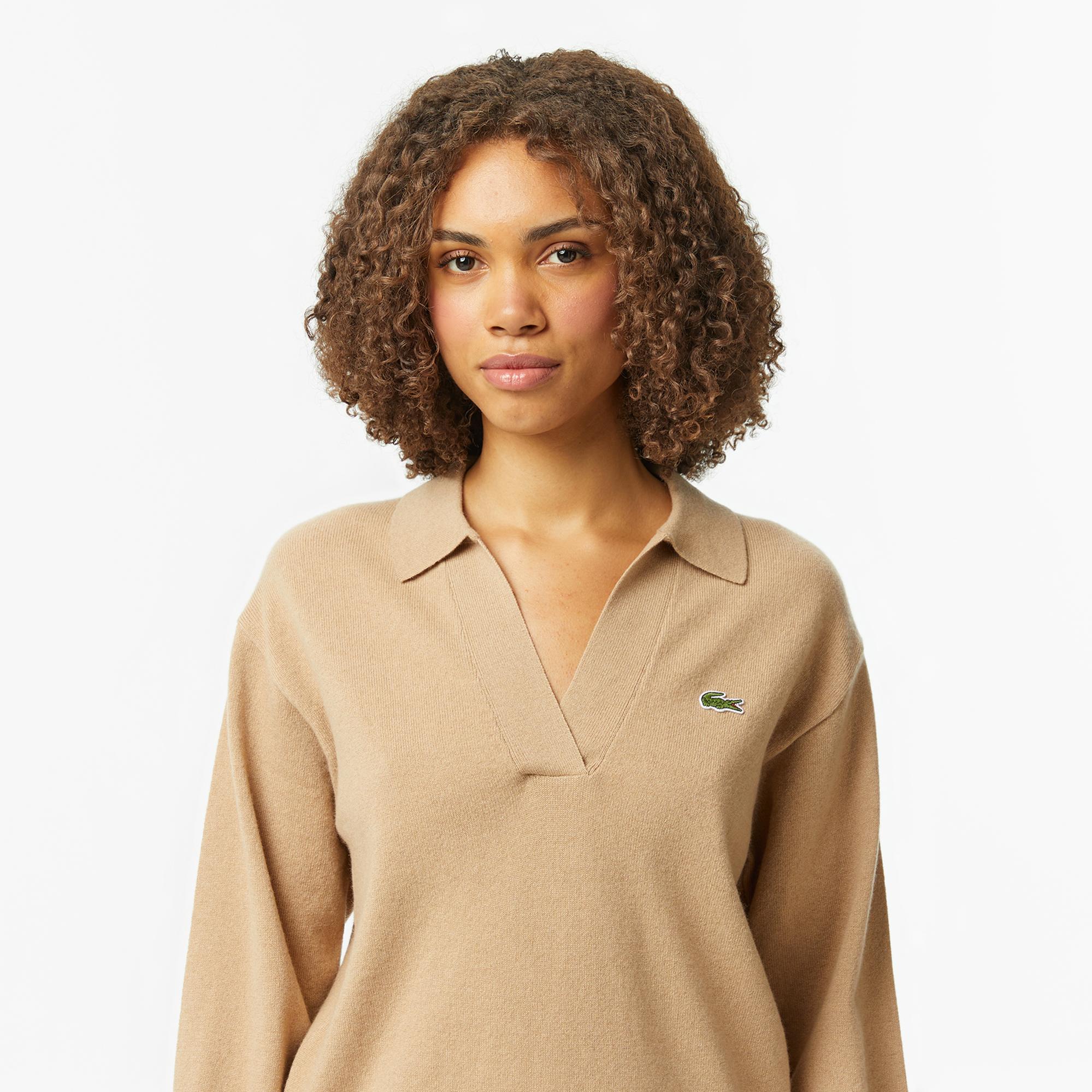 Lacoste Kadın Classic Fit Polo Yaka Bej Kazak