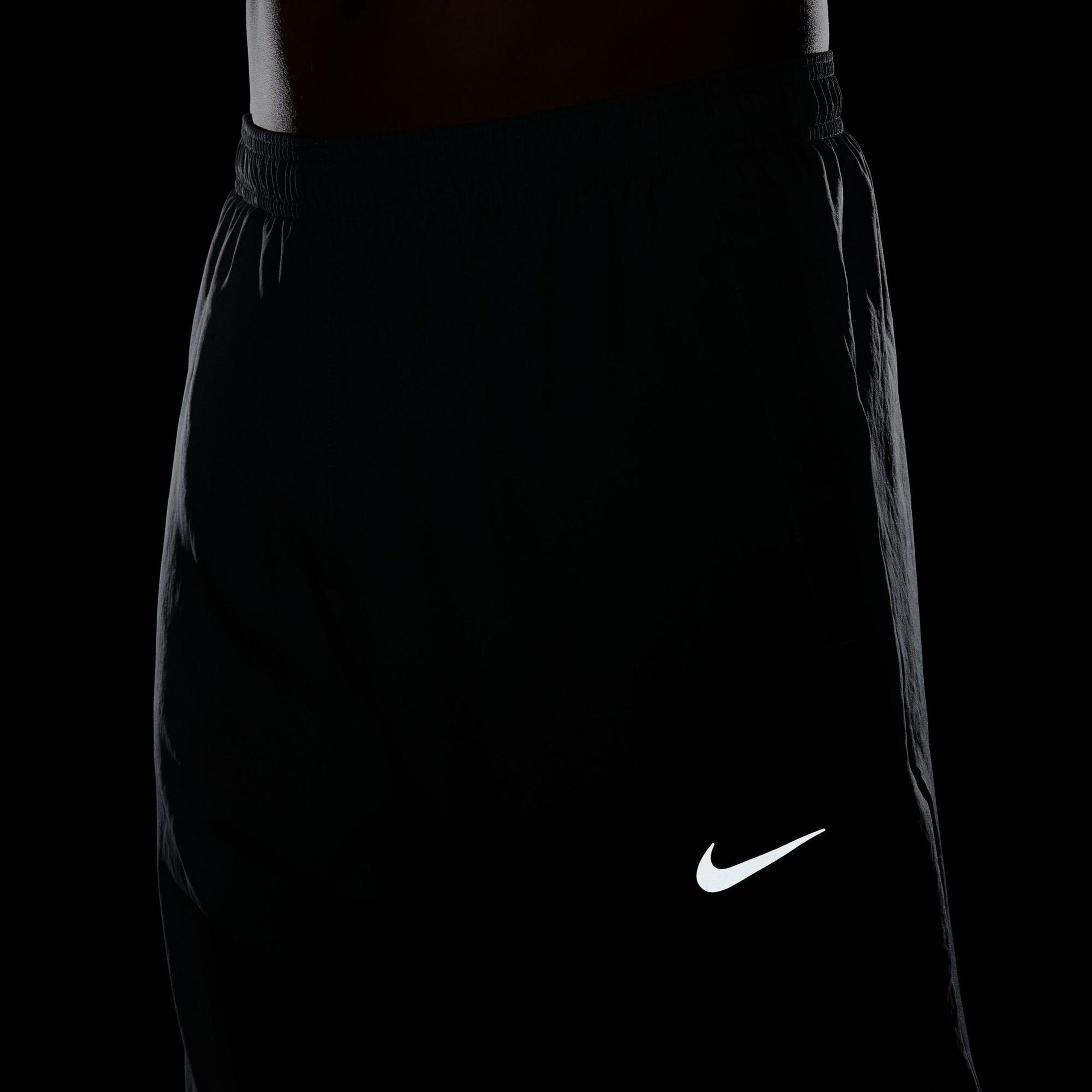 Nike Dri-Fit Challenger Woven Erkek Gri Eşofman Altı