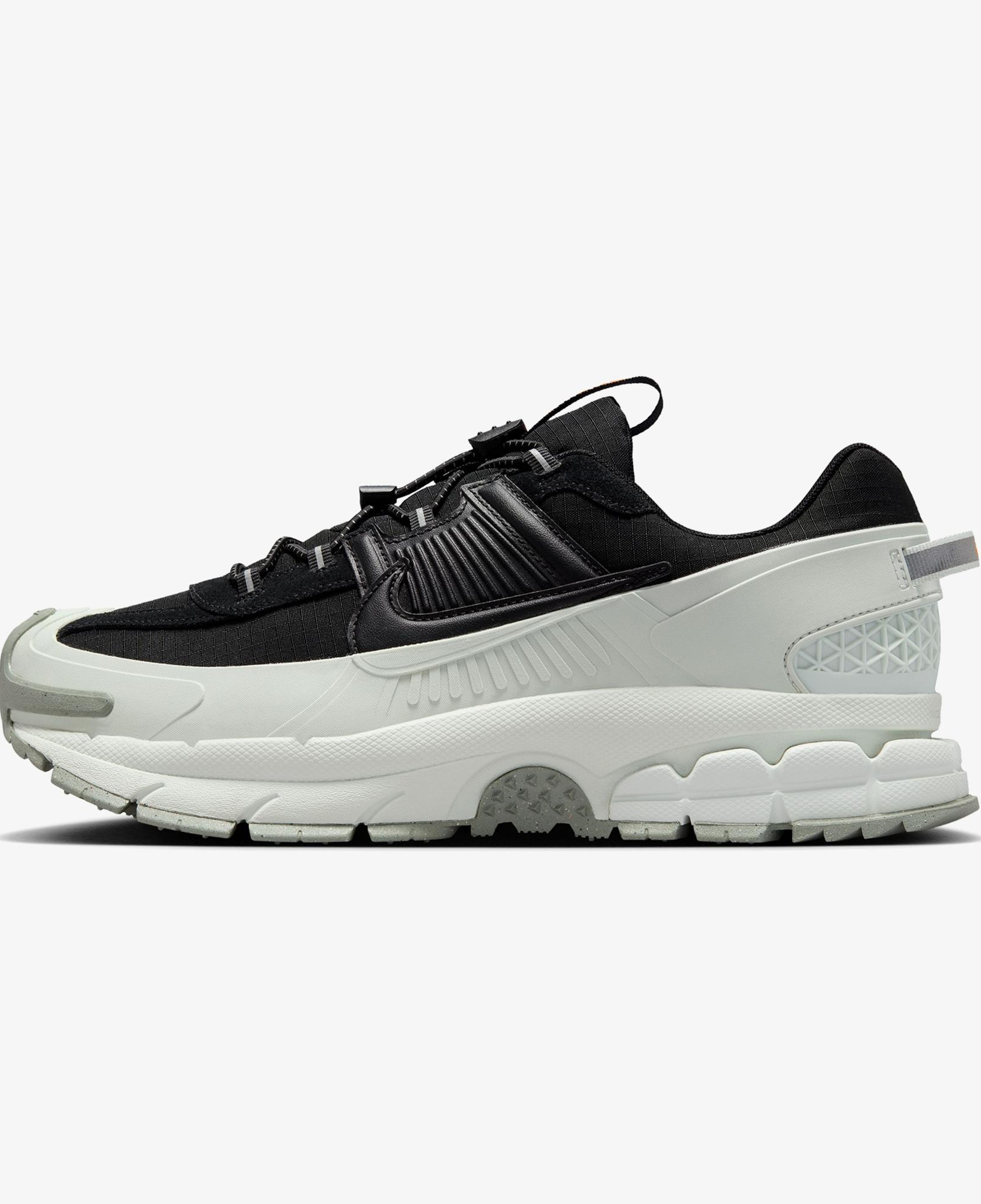 Nike Zoom Vomero Roam Erkek Siyah Spor Ayakkabı