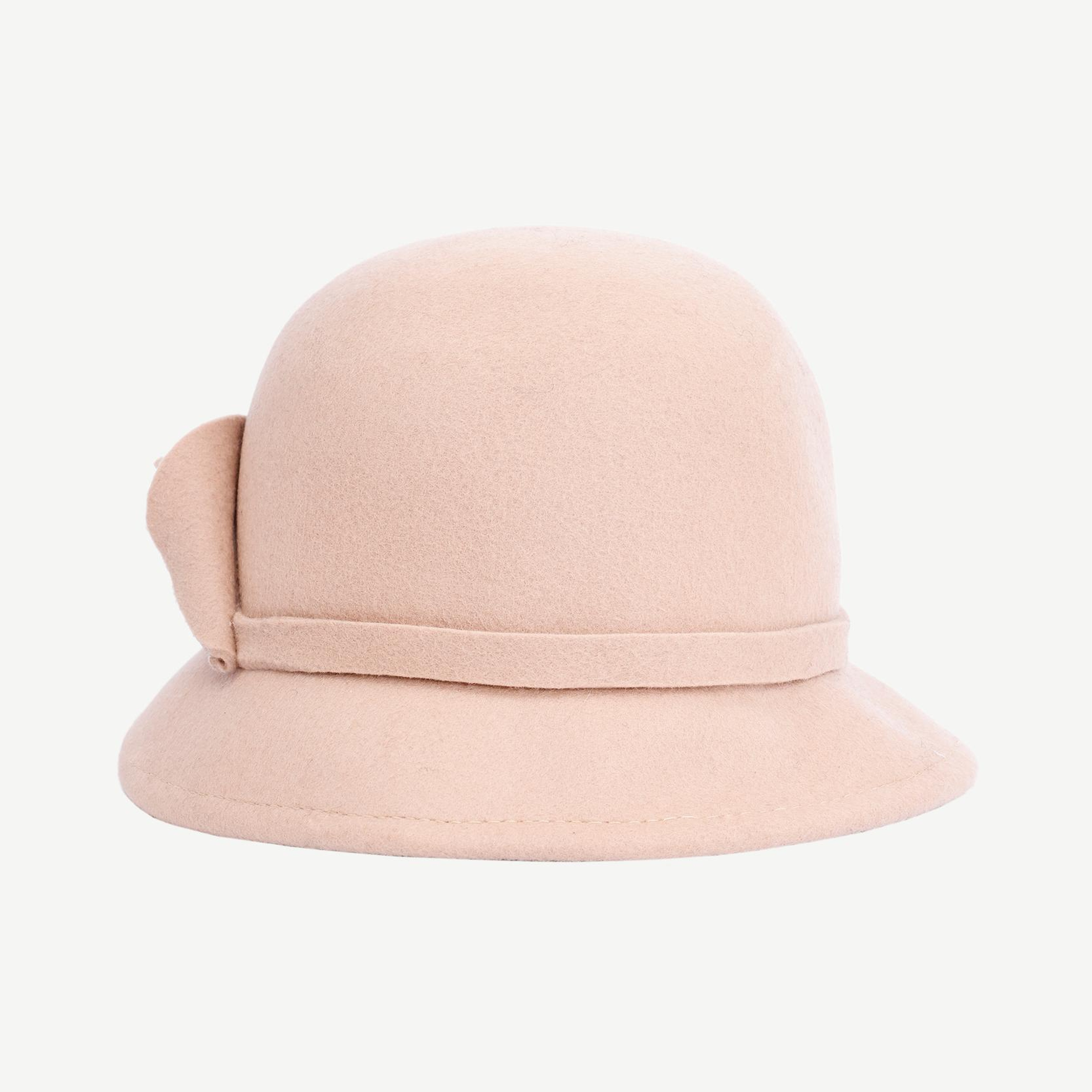 YARGICI Çiçek Detaylı Yün Kloşe Şapka