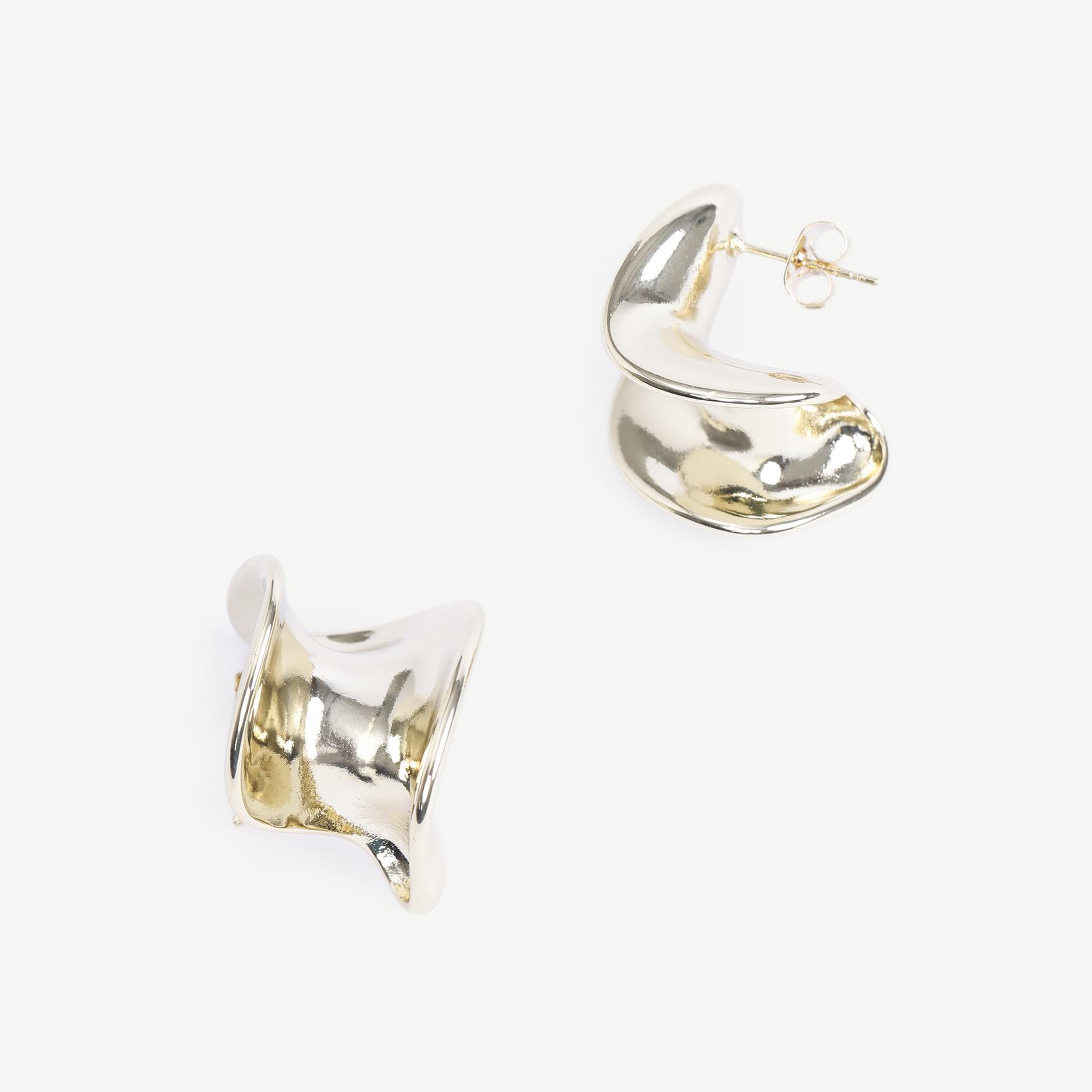 YARGICI Asimetrik Formlu Küpe