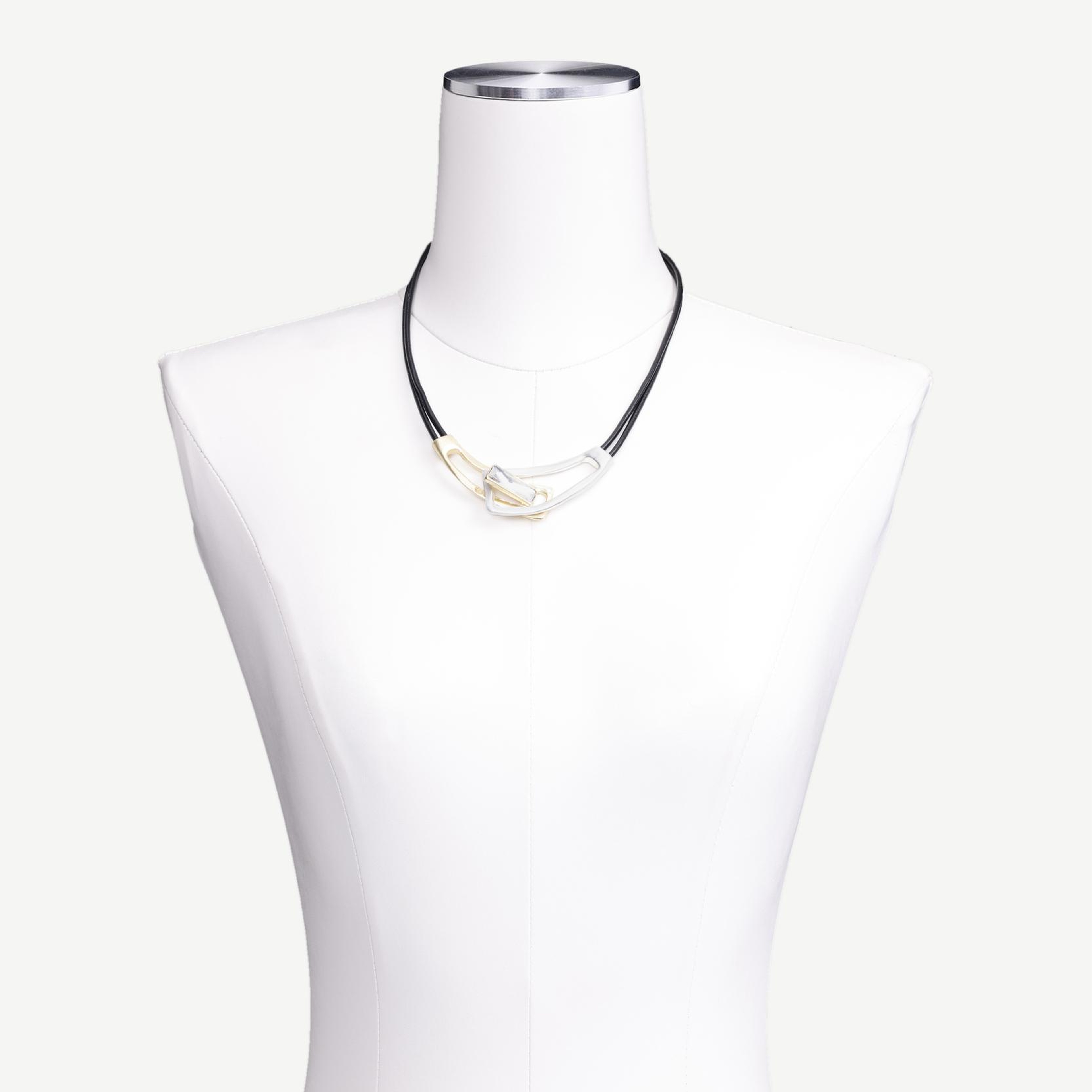 YARGICI Metal Uç Detaylı Kolye