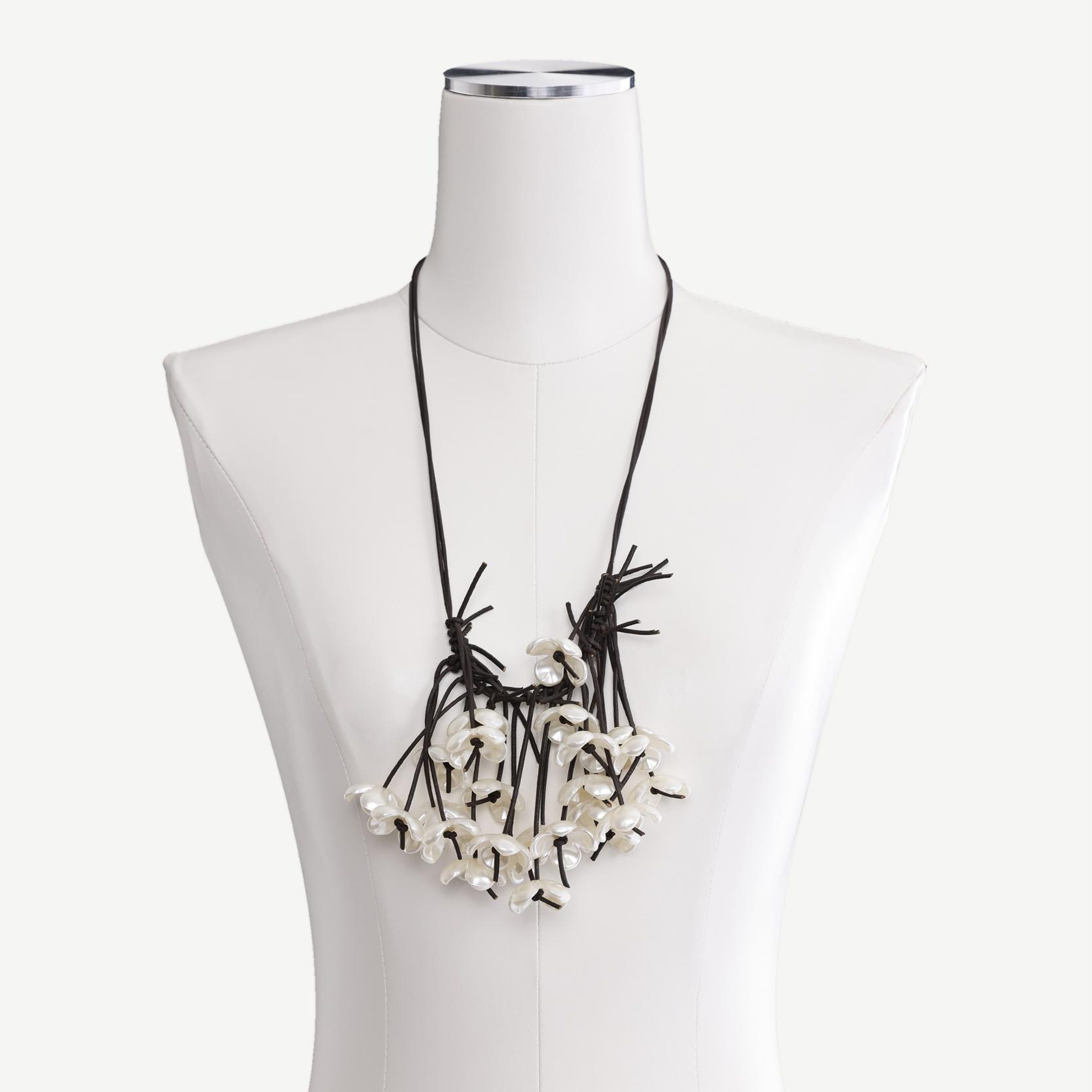 YARGICI Çiçek Detaylı Uzun Kolye