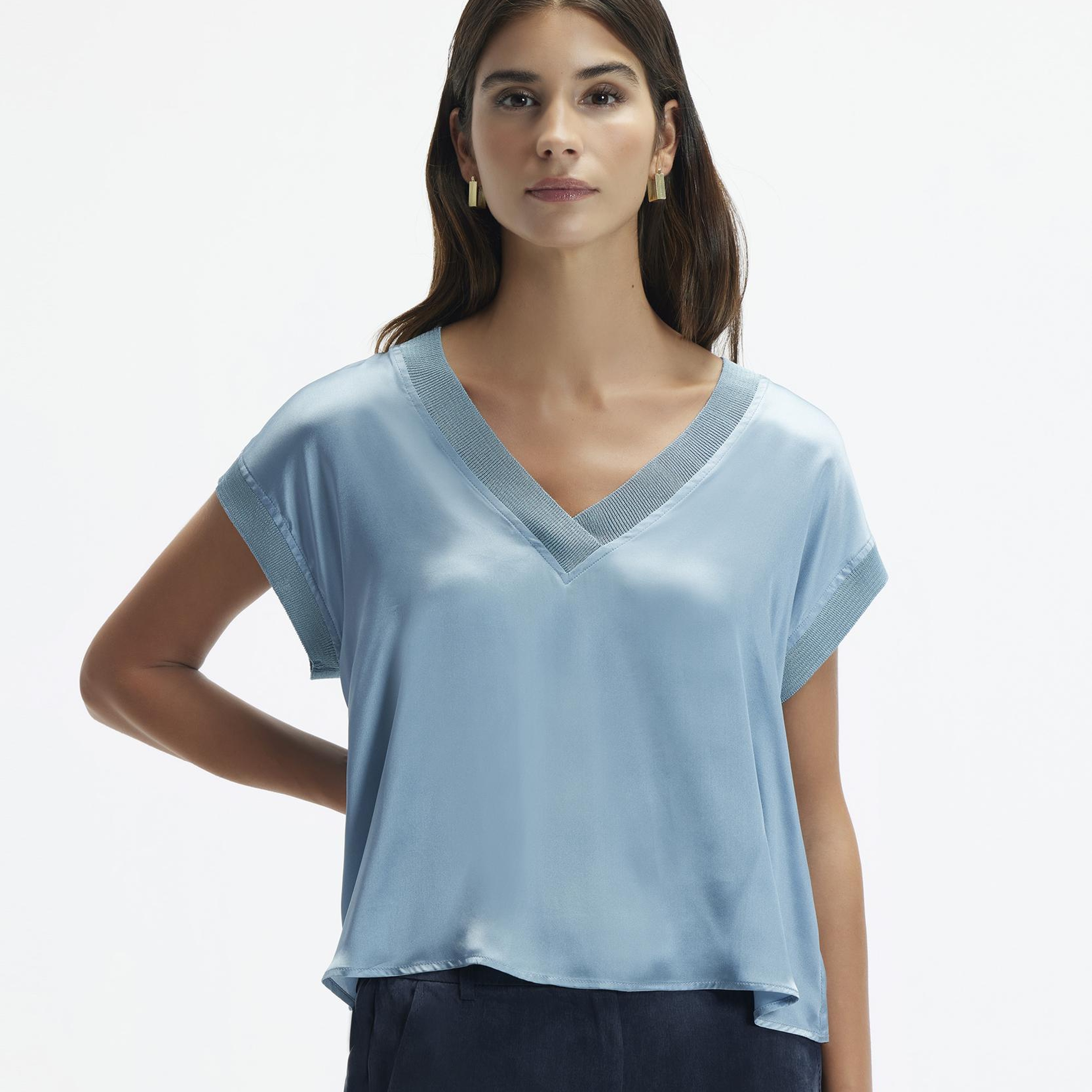 YARGICI V Yakalı Bluz