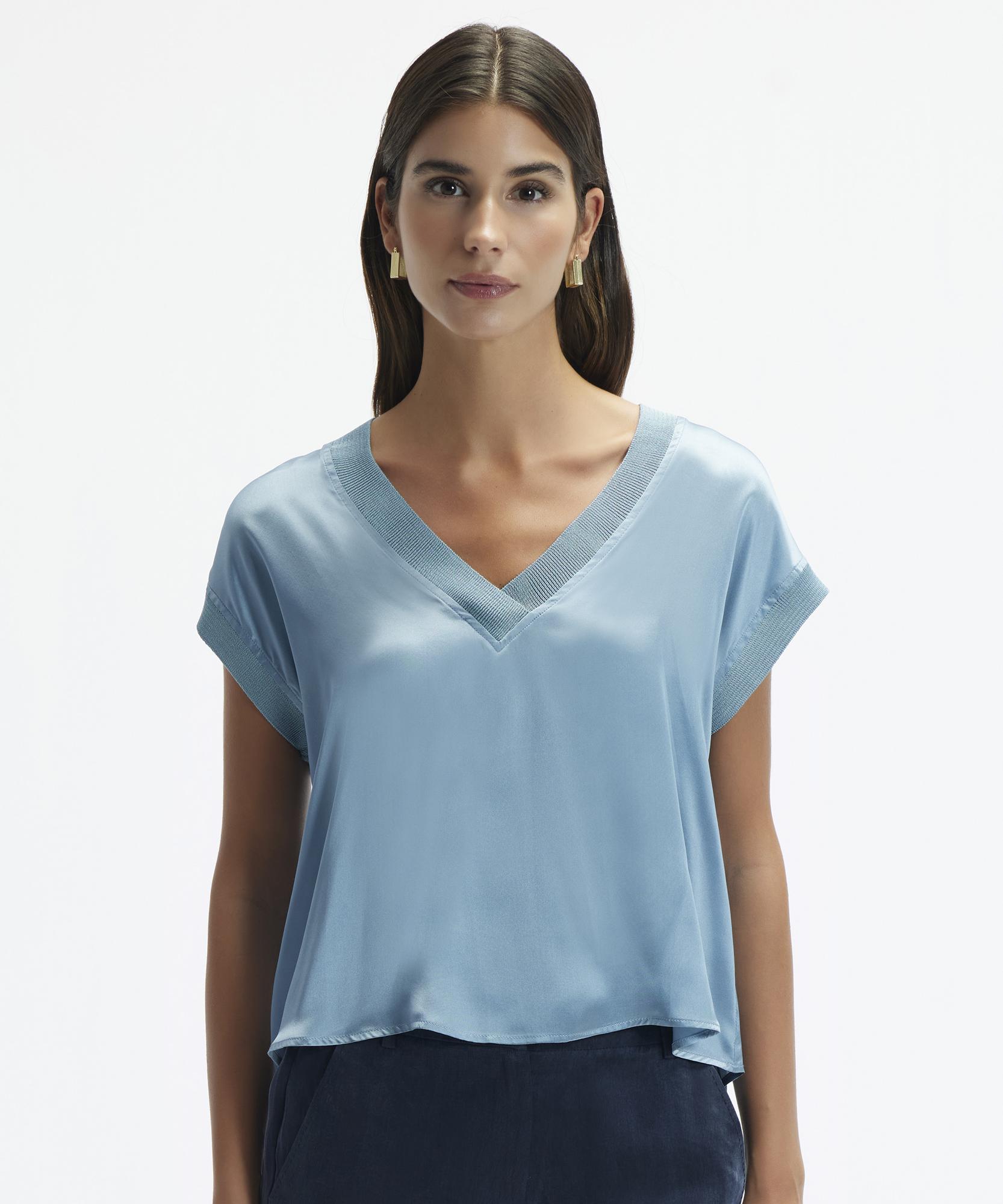 YARGICI V Yakalı Bluz