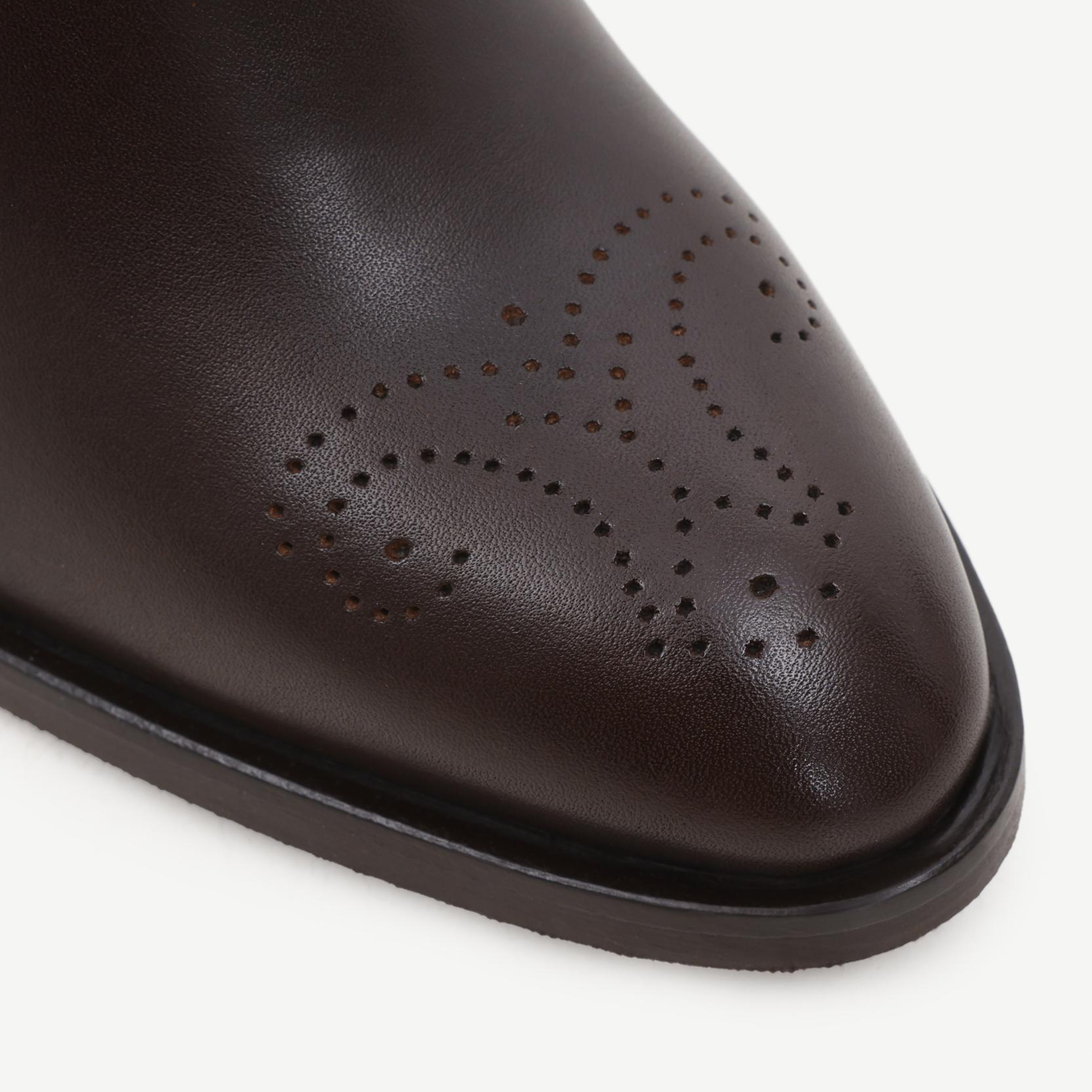 YARGICI Lastik Detaylı Yumuşak Deri Topuklu Bot