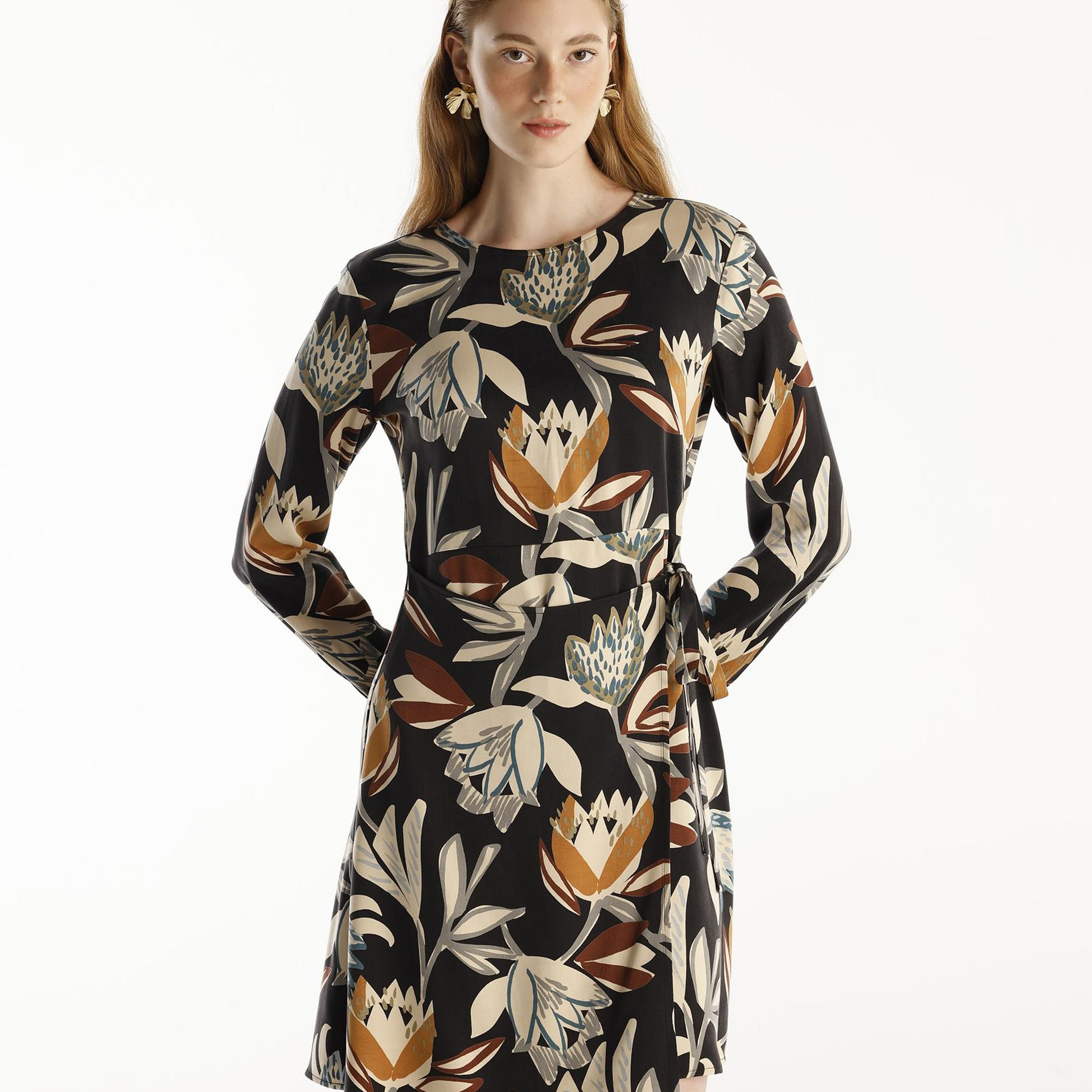 YARGICI Bisiklet Yaka Uzun Kollu Kısa Elbise