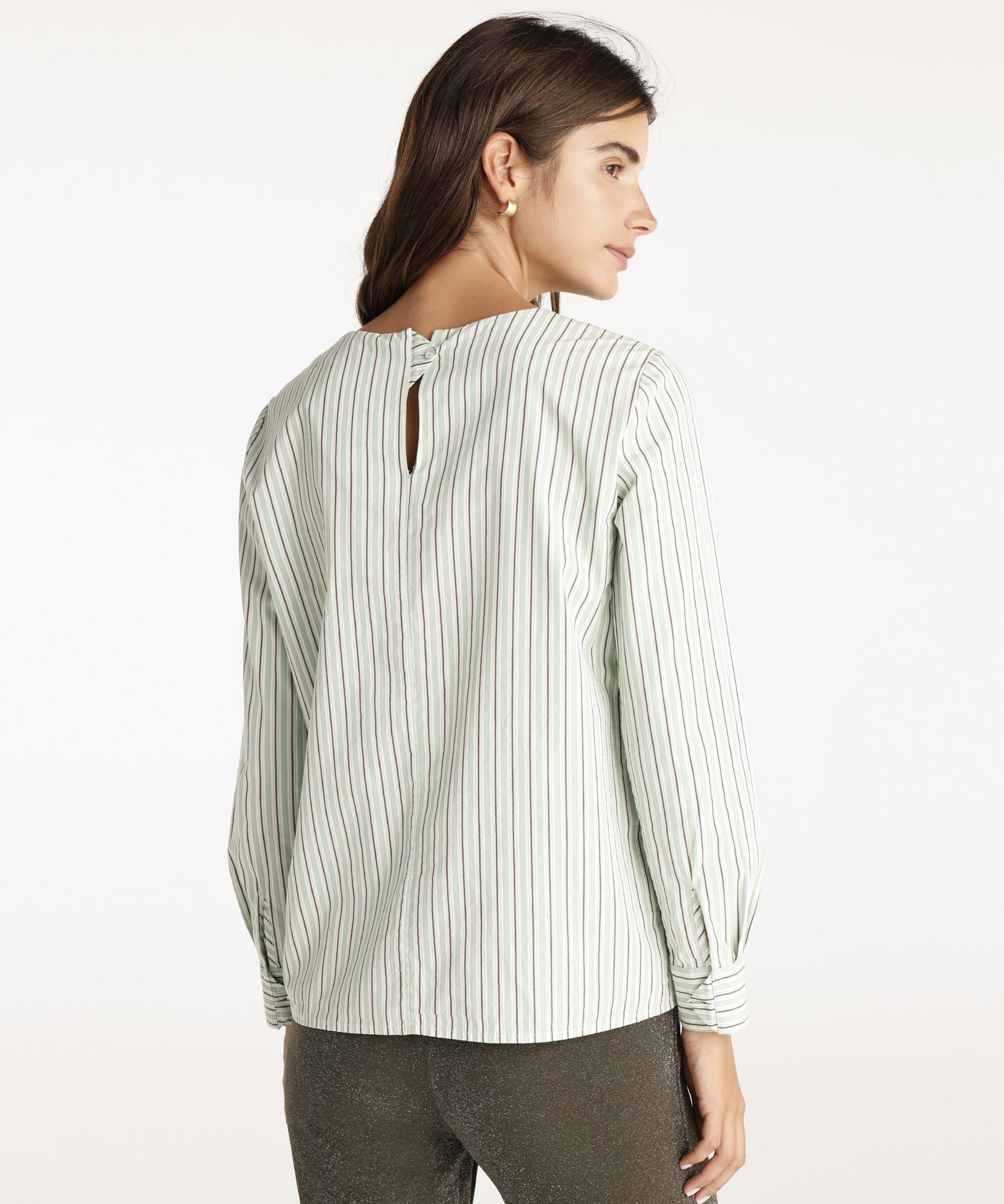 YARGICI Arka Detaylı Bluz