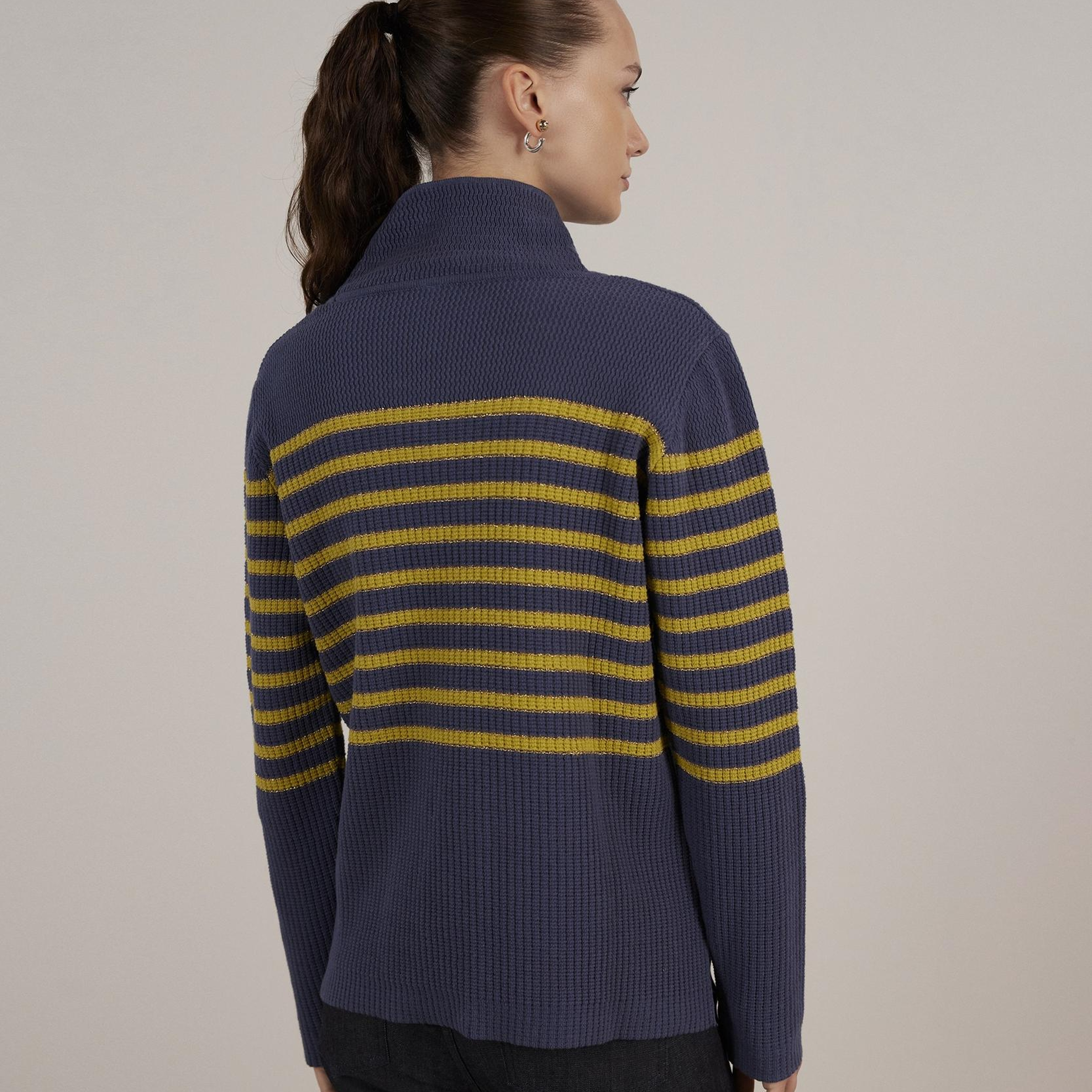 YARGICI Yırtmaç Detaylı Kazak