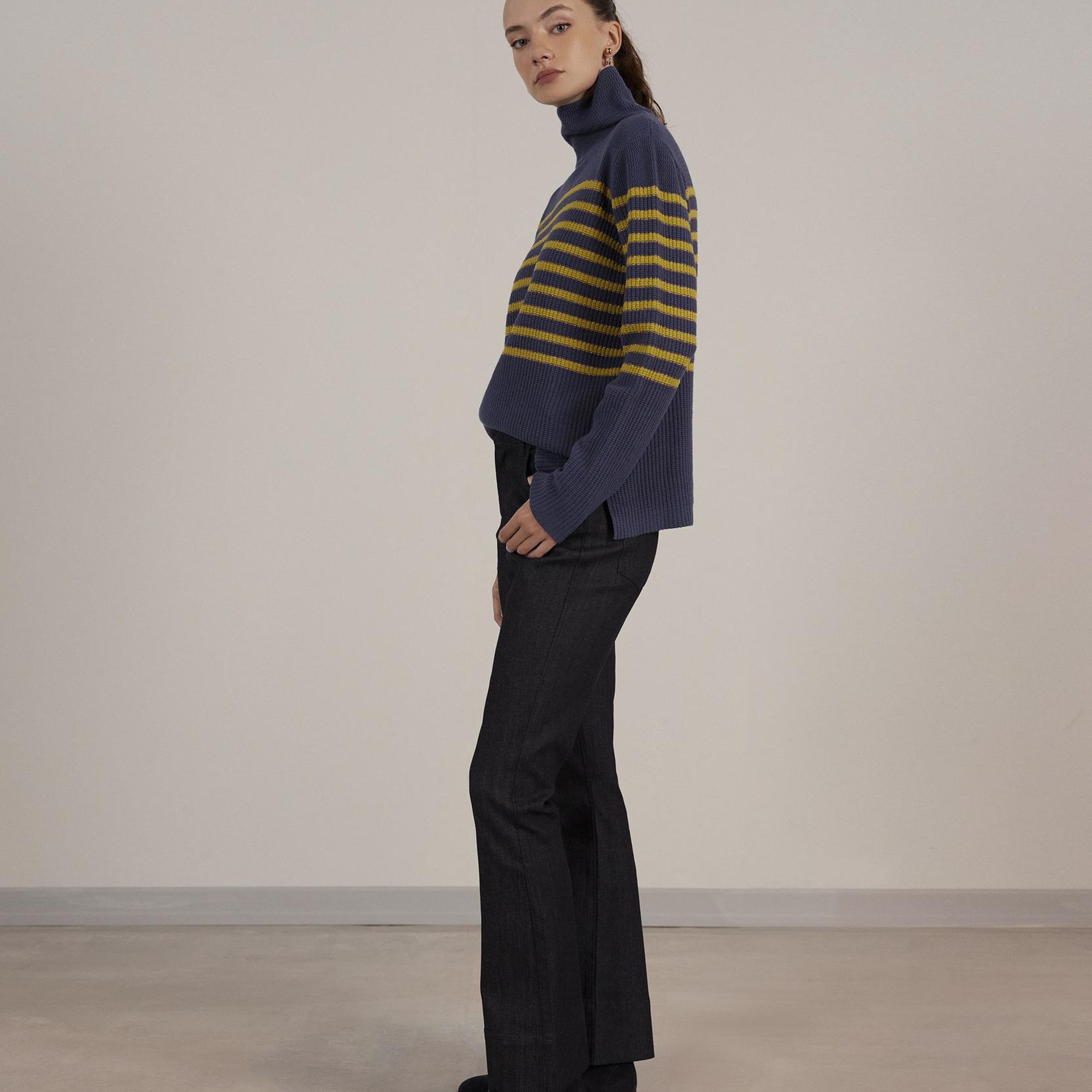 YARGICI Yırtmaç Detaylı Kazak