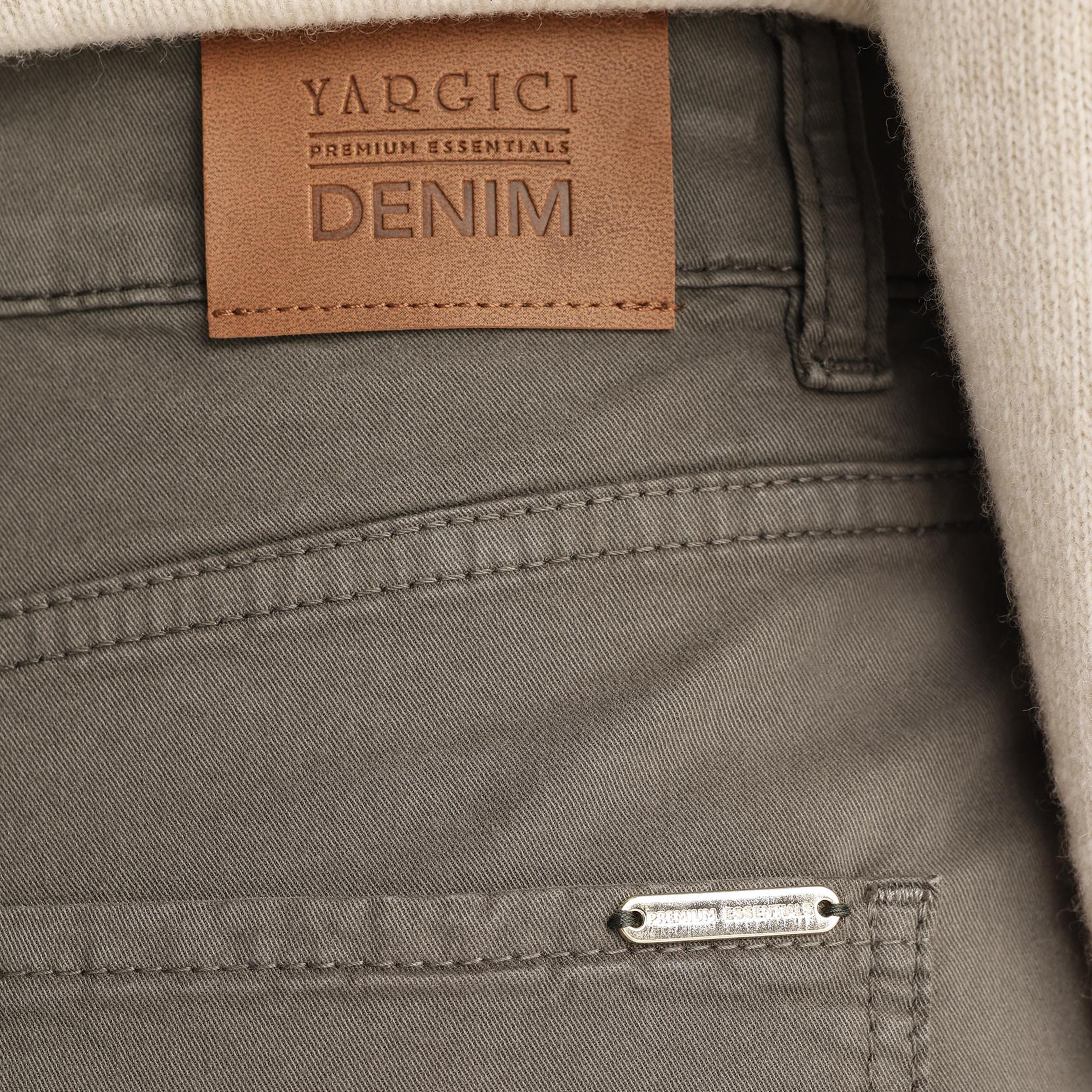 YARGICI Klasik Fit Denim Pantolon