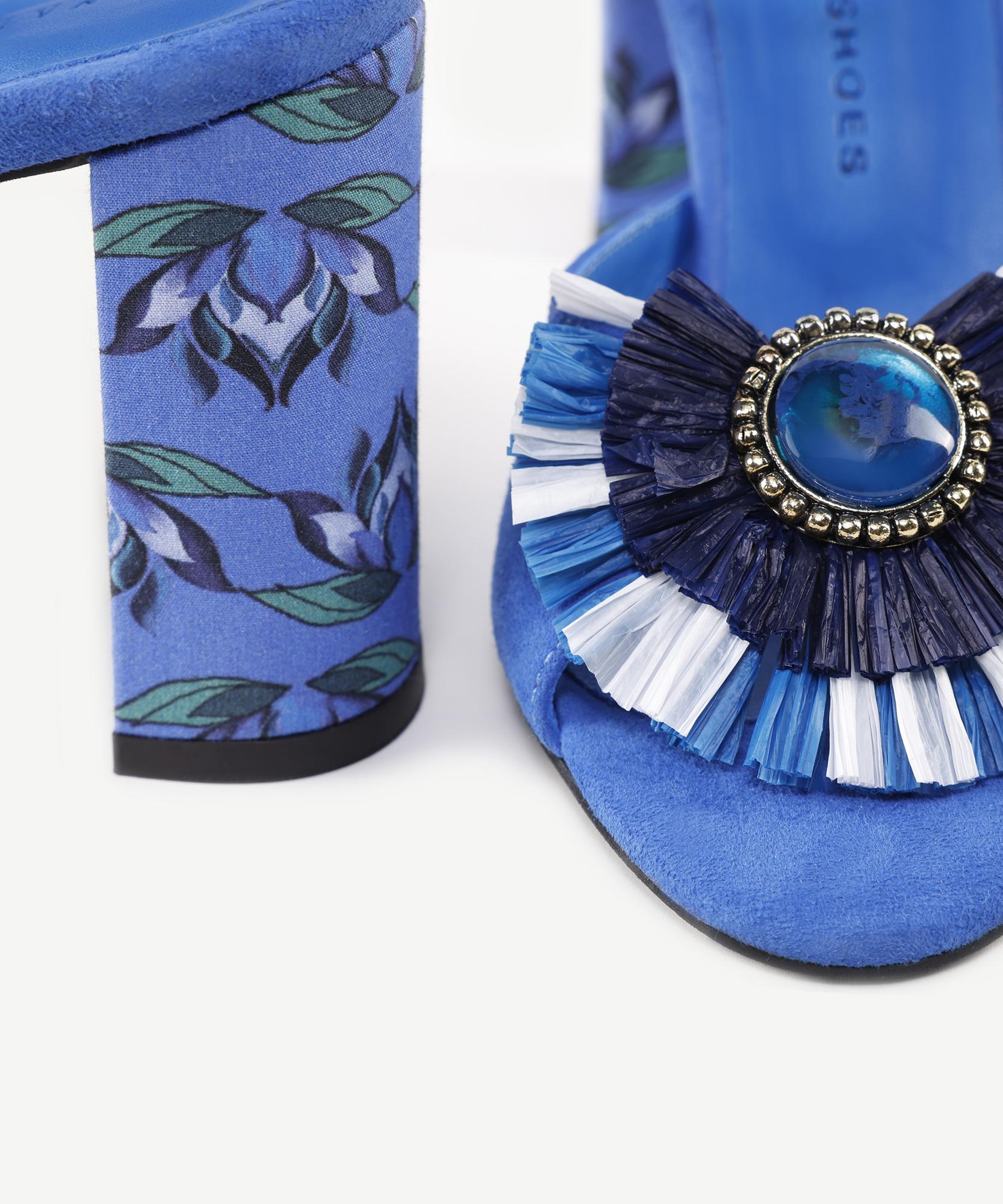 YARGICI Rafya Aksesuar Detaylı Topuklu Sandalet