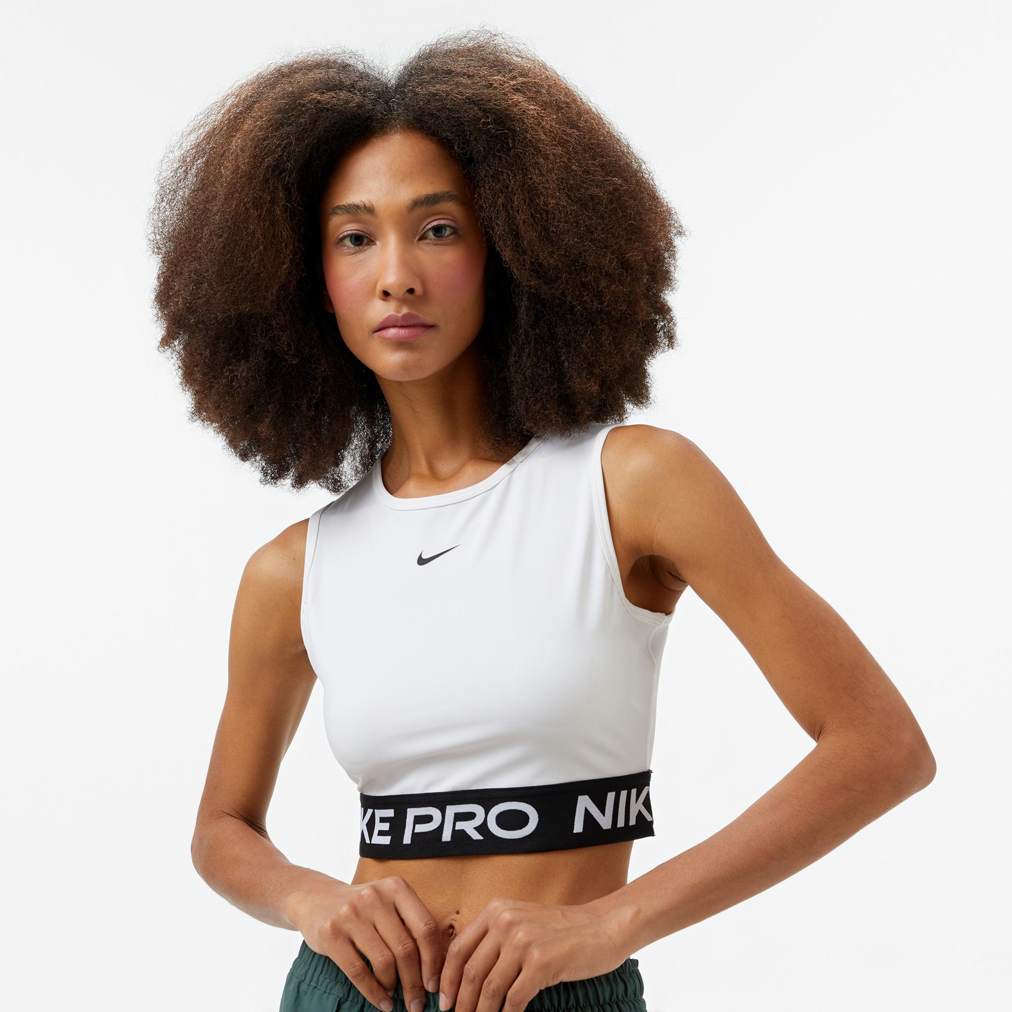 Nike Pro Dri-Fit Kadın Beyaz Crop T-Shirt
