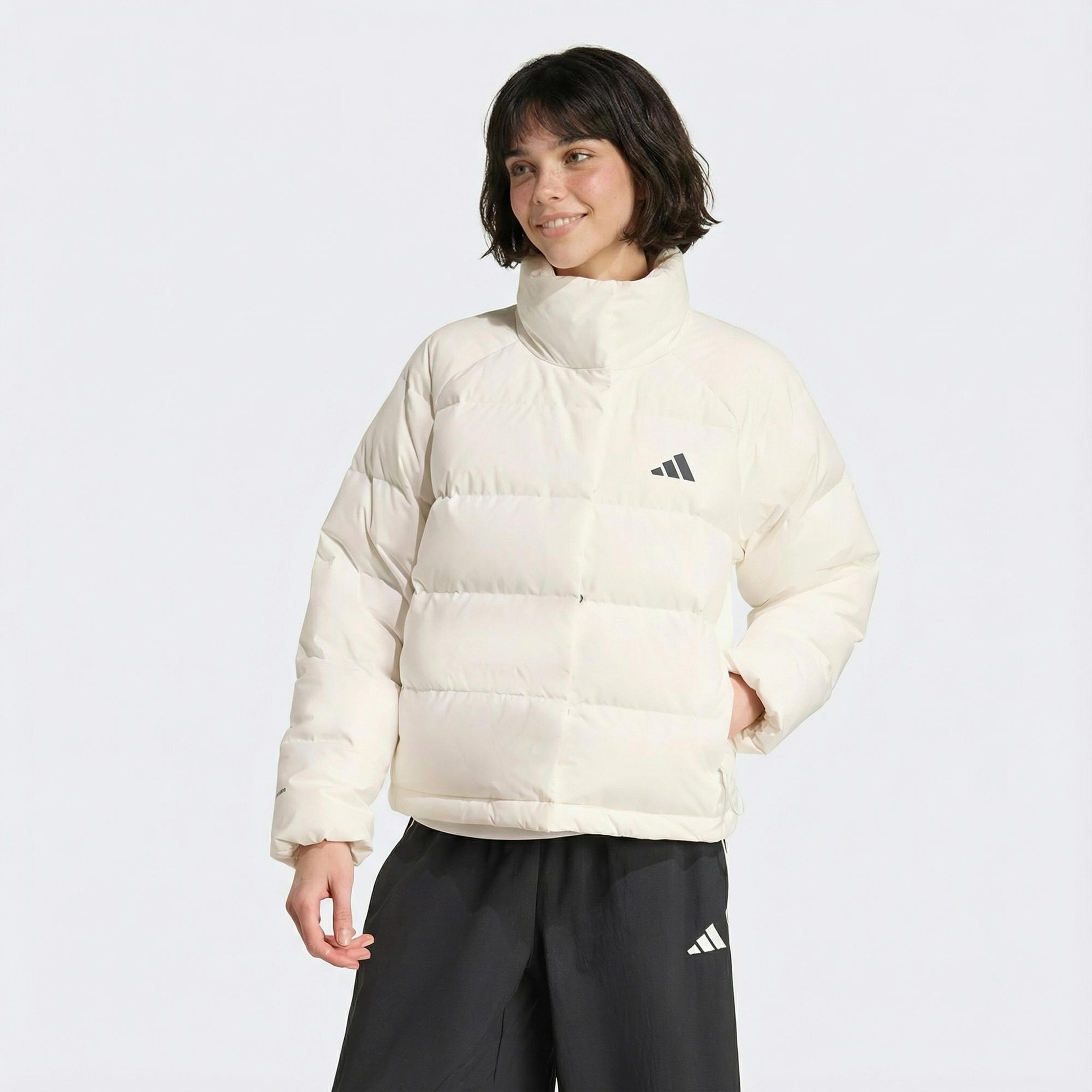 adidas Helionic Relaxed Kadın Beyaz Ceket