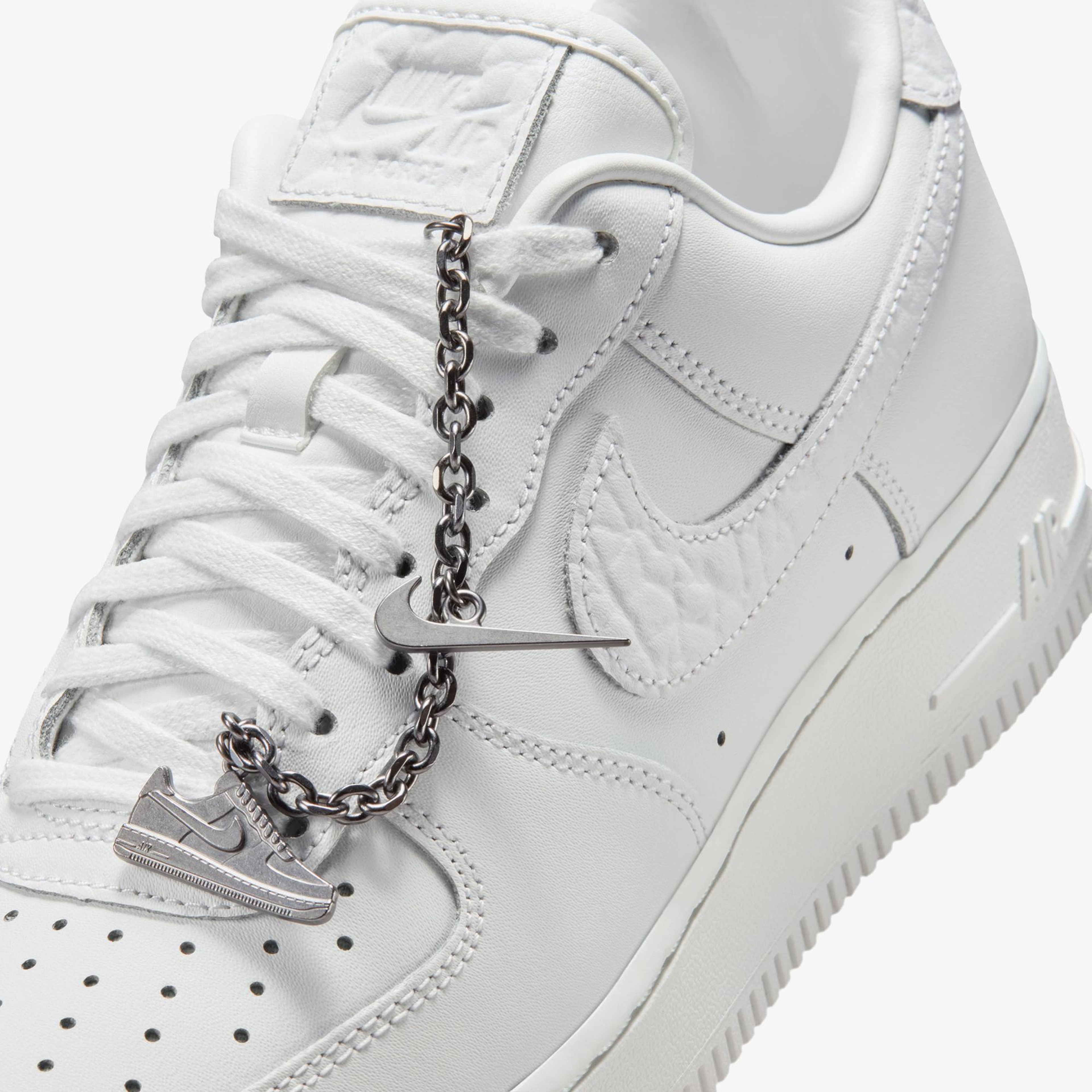 Nike Air Force 1 '07 Low Kadın Beyaz Spor Ayakkabı