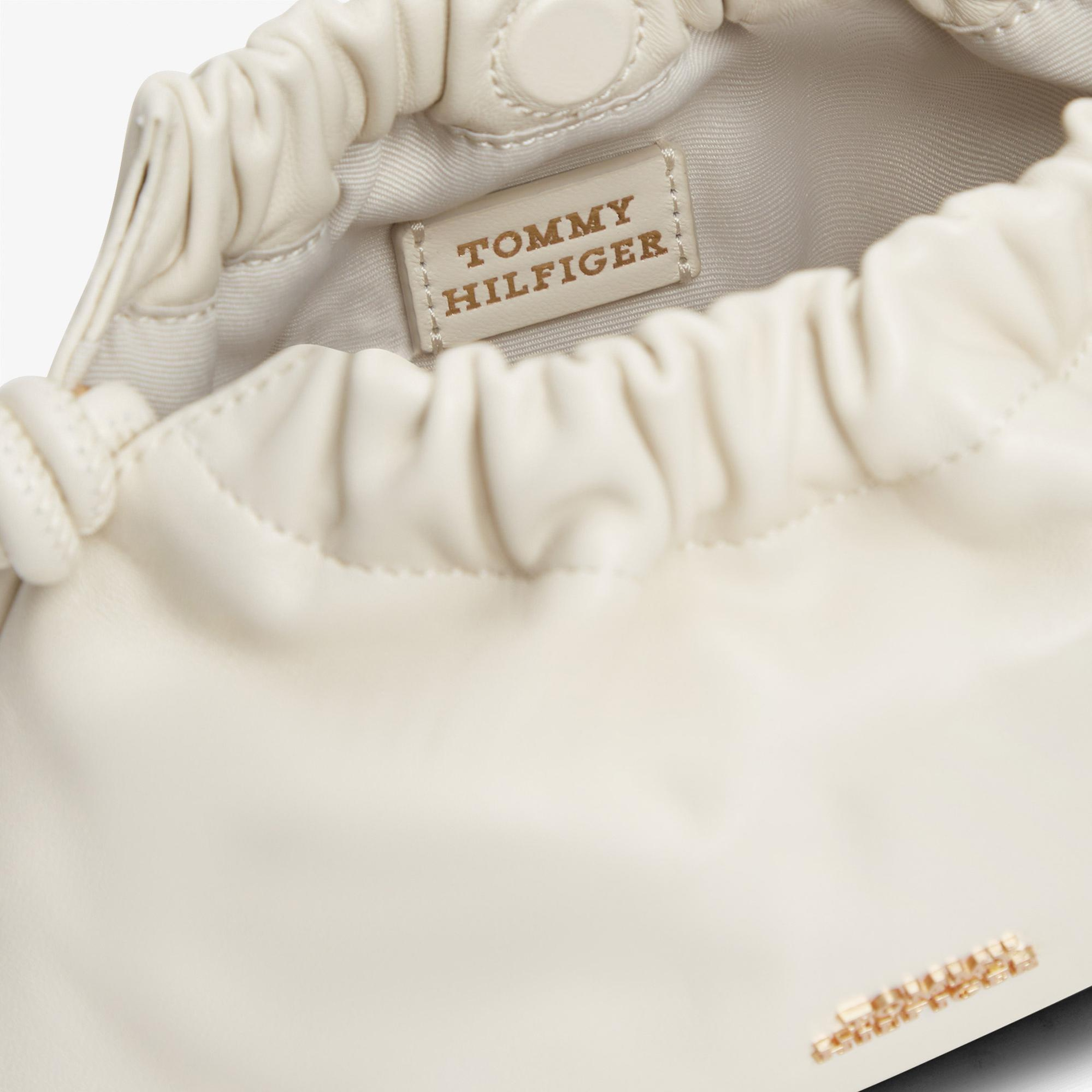 Tommy Hilfiger Soft Leather Kadın Bej Çapraz Çanta