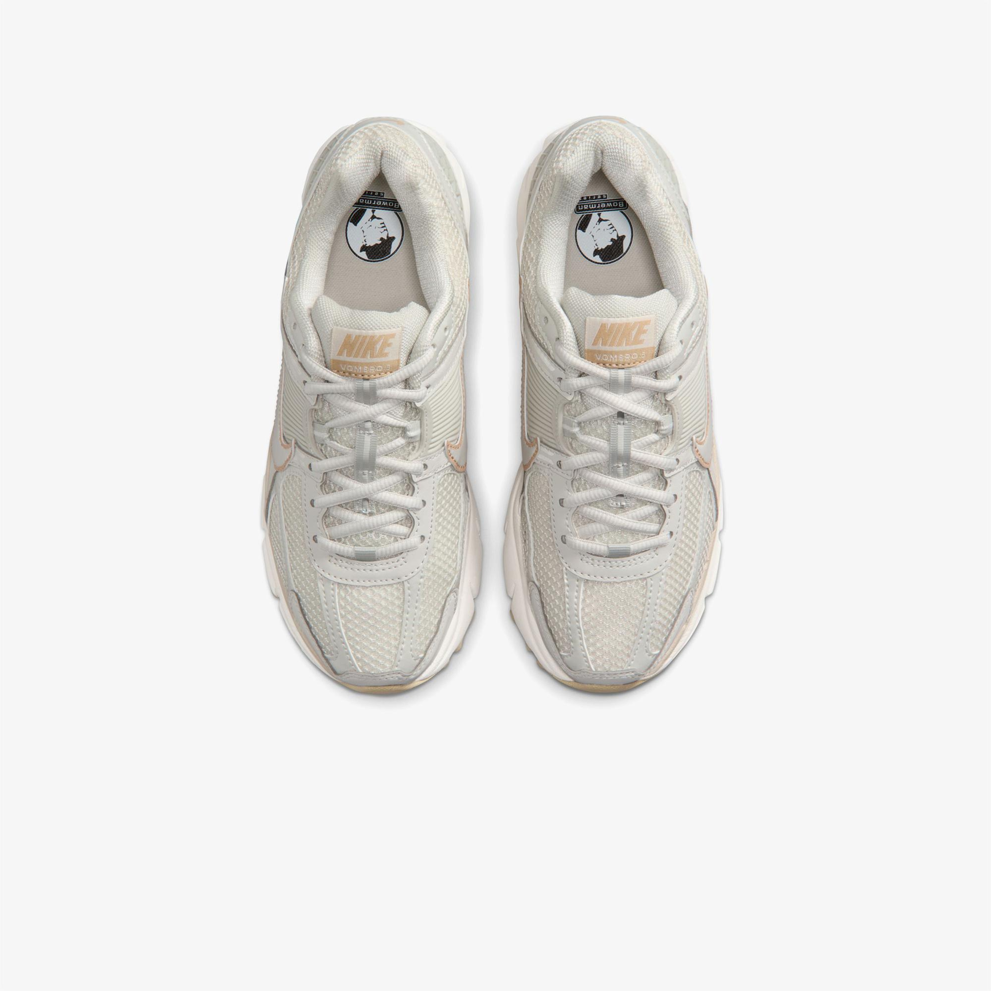 Nike Zoom Vomero 5 Kadın Krem Rengi Spor Ayakkabı