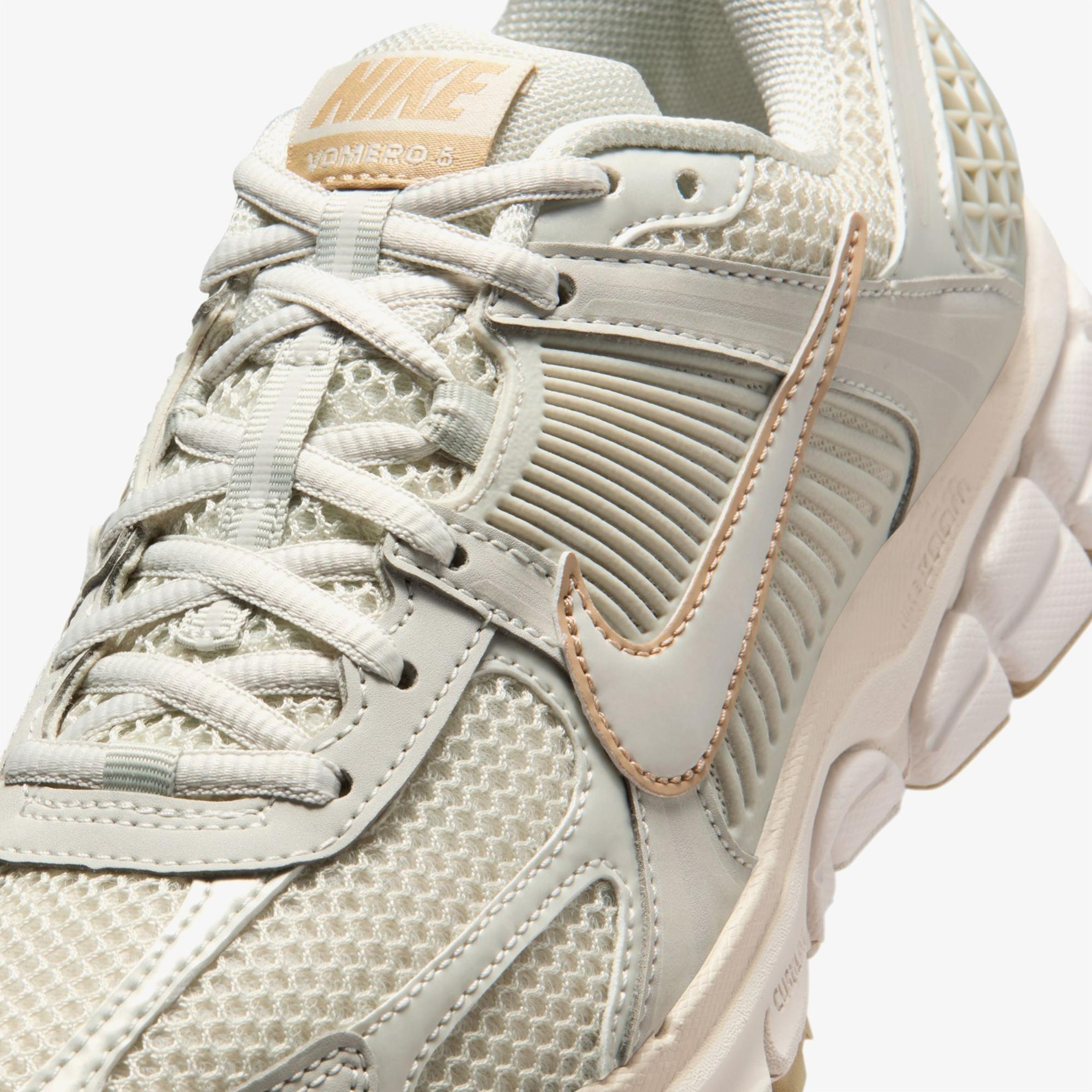 Nike Zoom Vomero 5 Kadın Krem Rengi Spor Ayakkabı