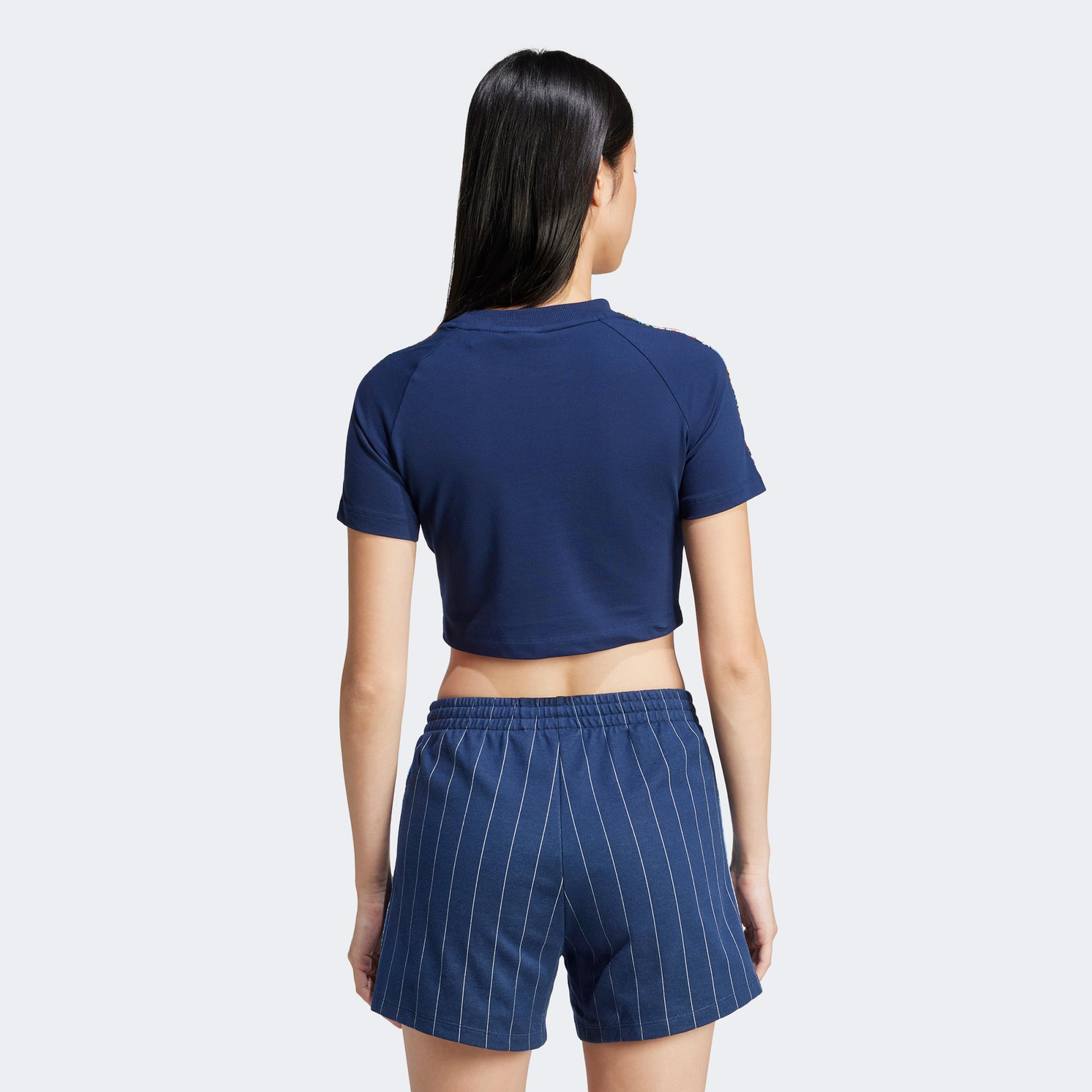 adidas Originals x Liberty London Kadın Lacivert T-Shirt