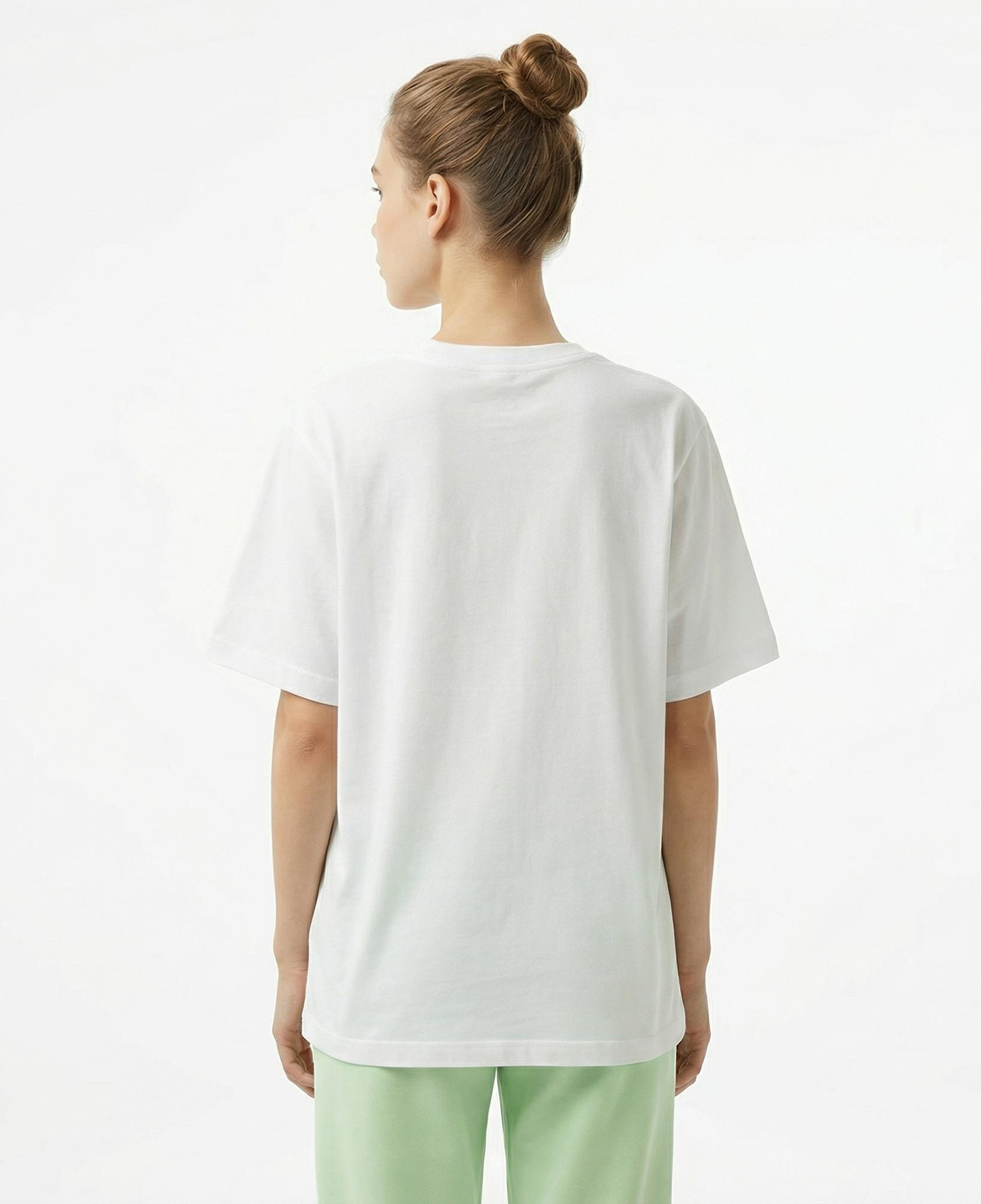 Nike Sportswear Essential Kadın Beyaz T-Shirt