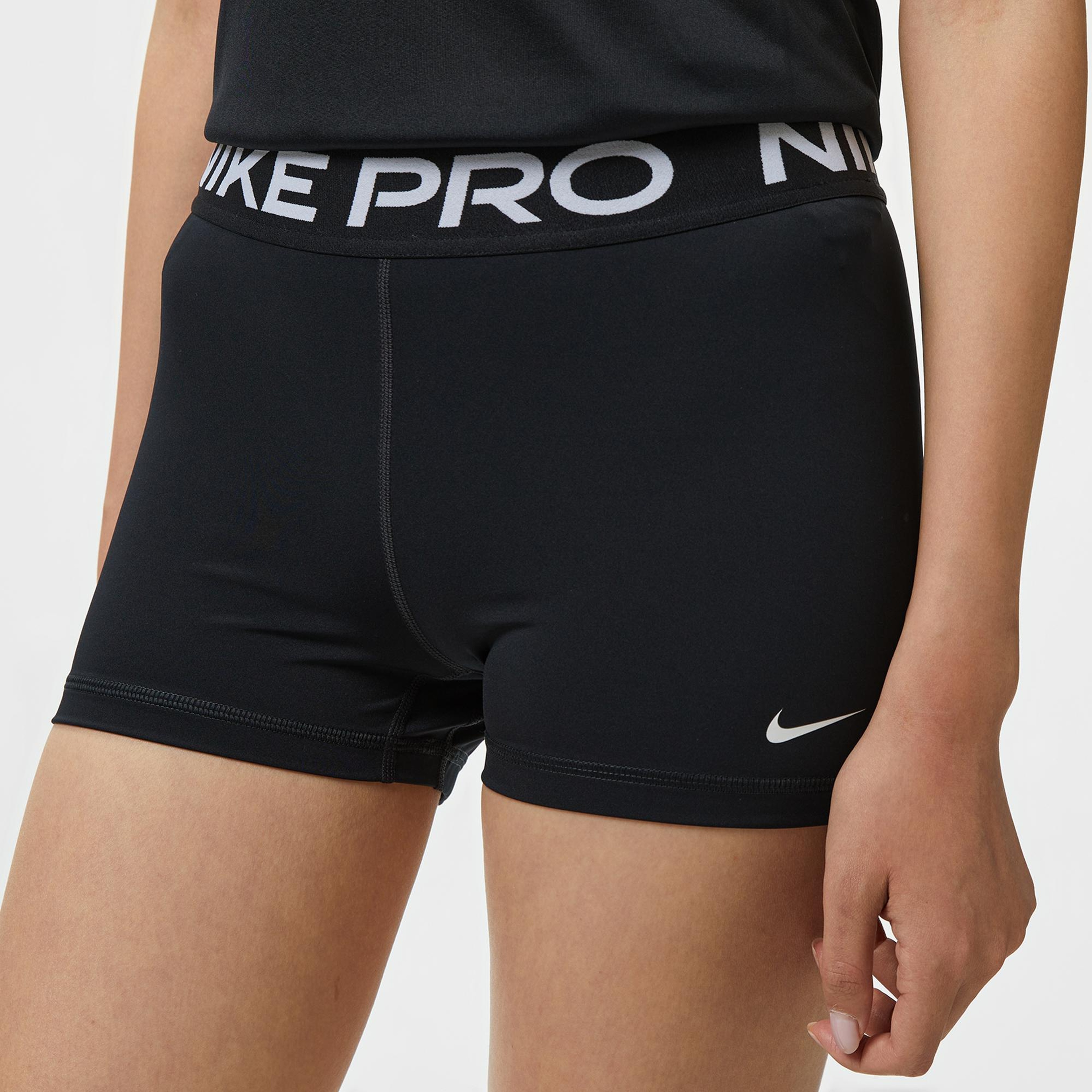 Nike Pro 365 8 cm Kadın Siyah Şort