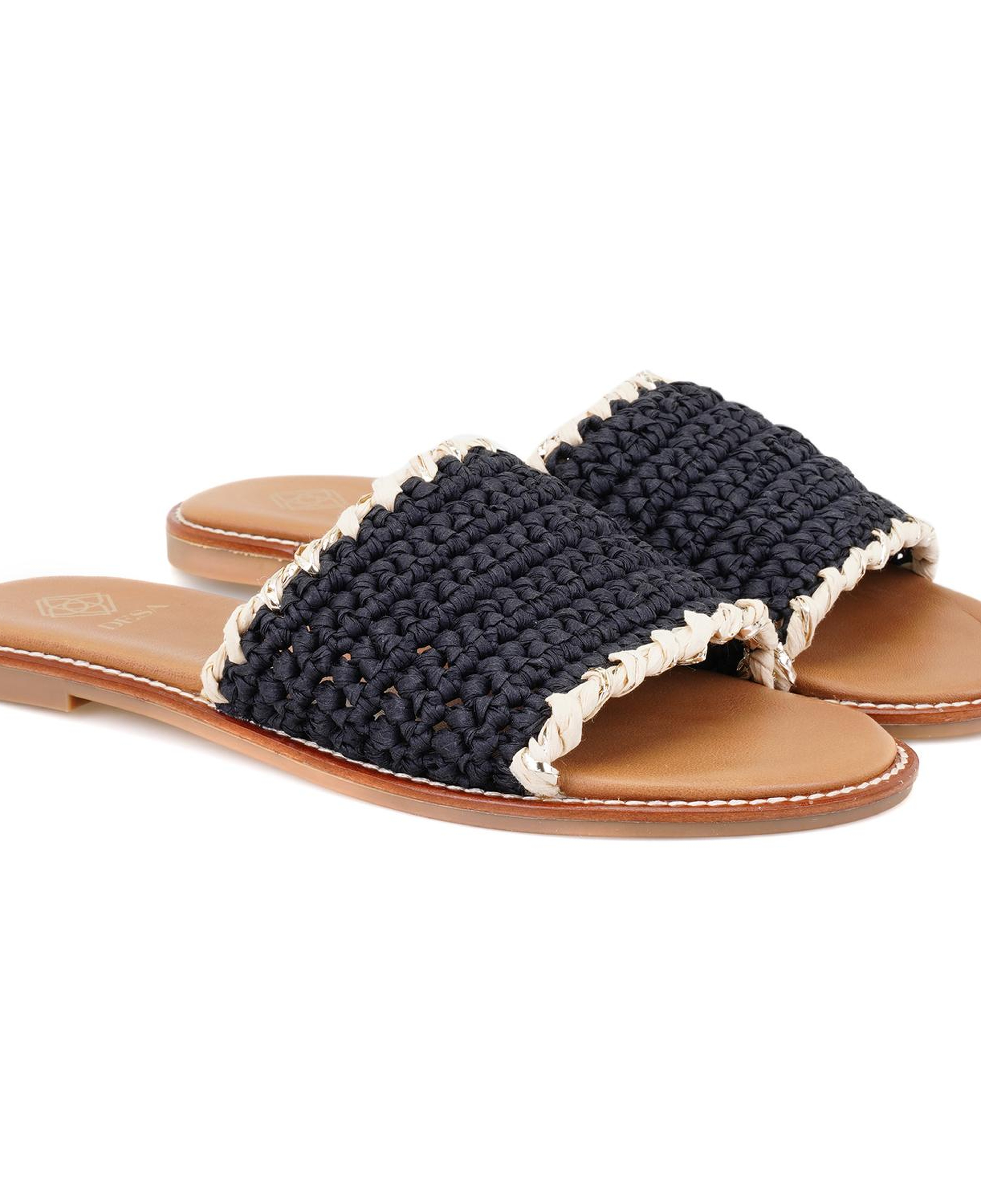 Kadın Siyah Örgülü Terlik