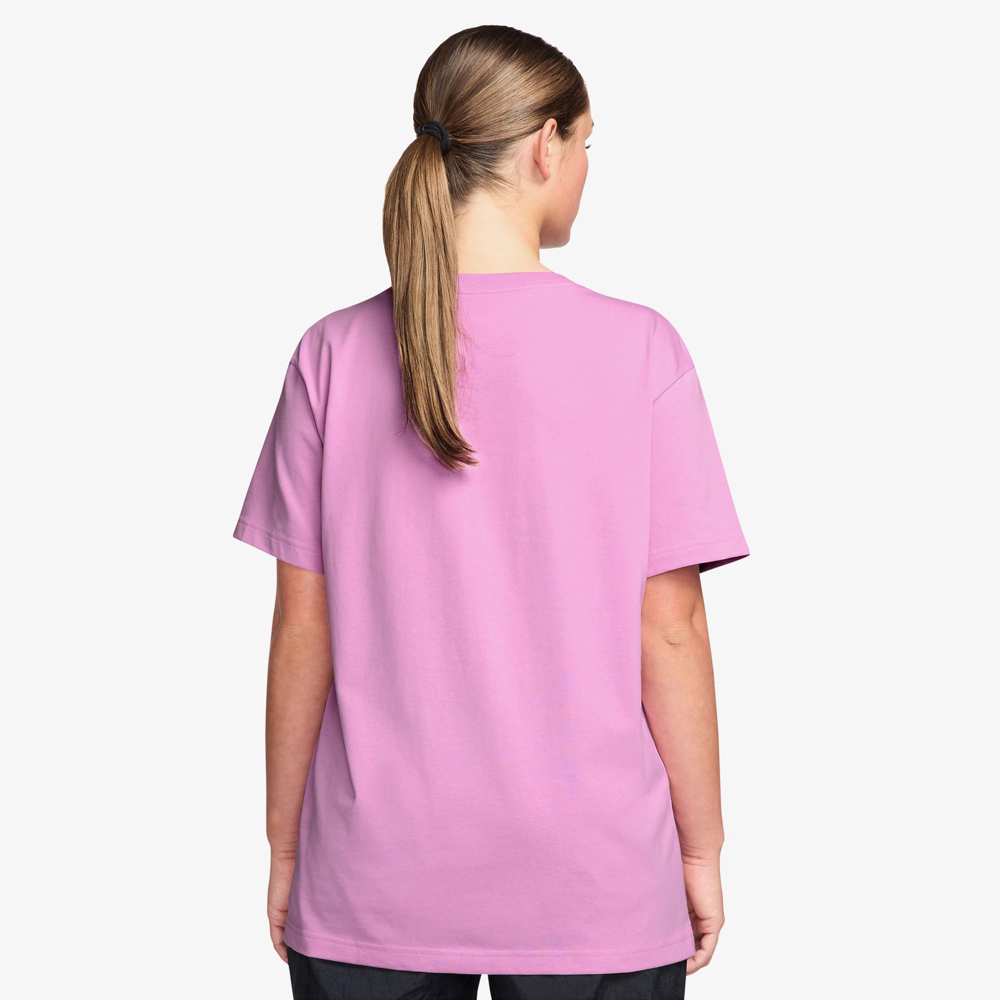 Nike Sportswear Classic Kadın Pembe T-Shirt