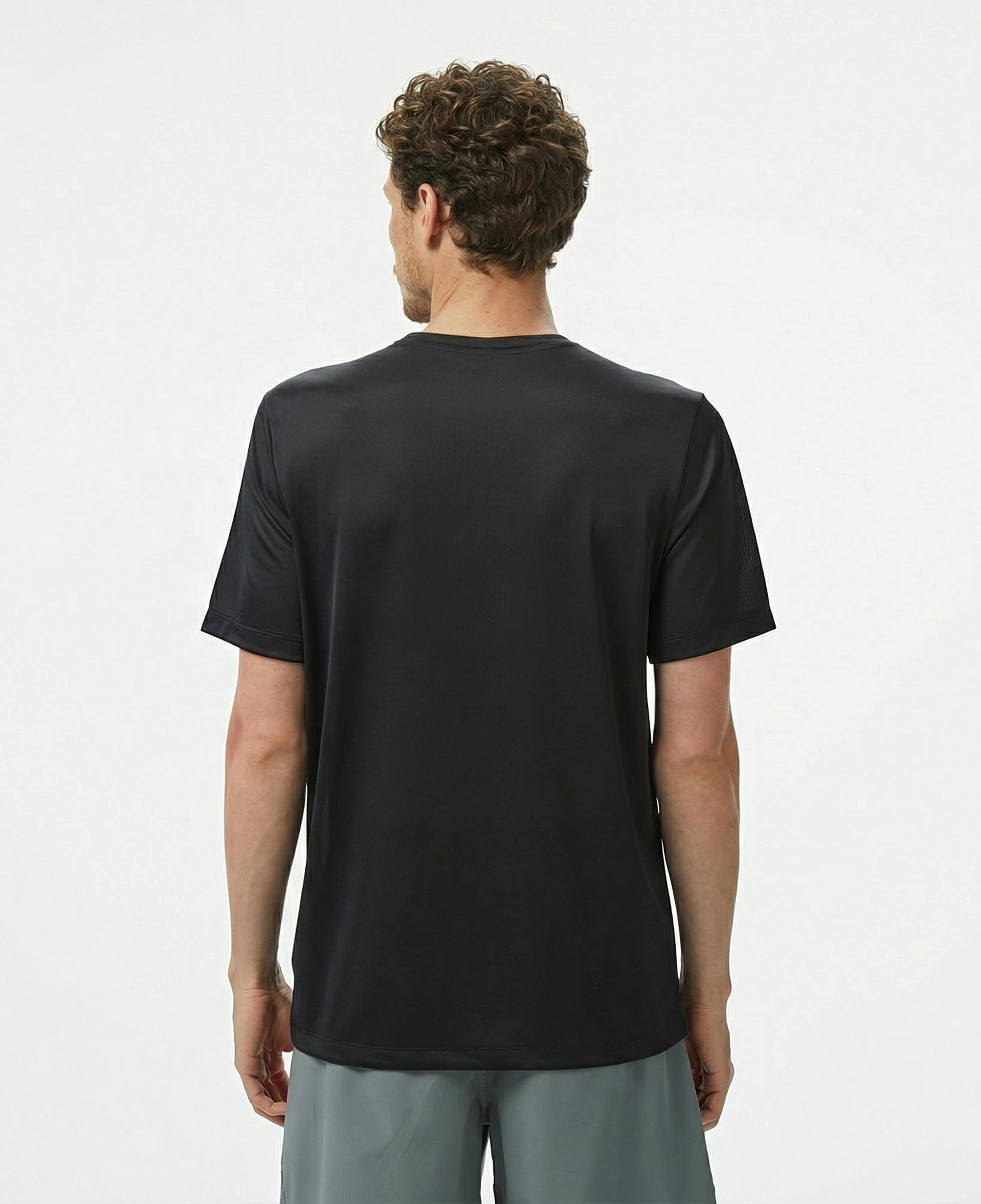 Nike Dri-Fit Reset Erkek Siyah T-Shirt