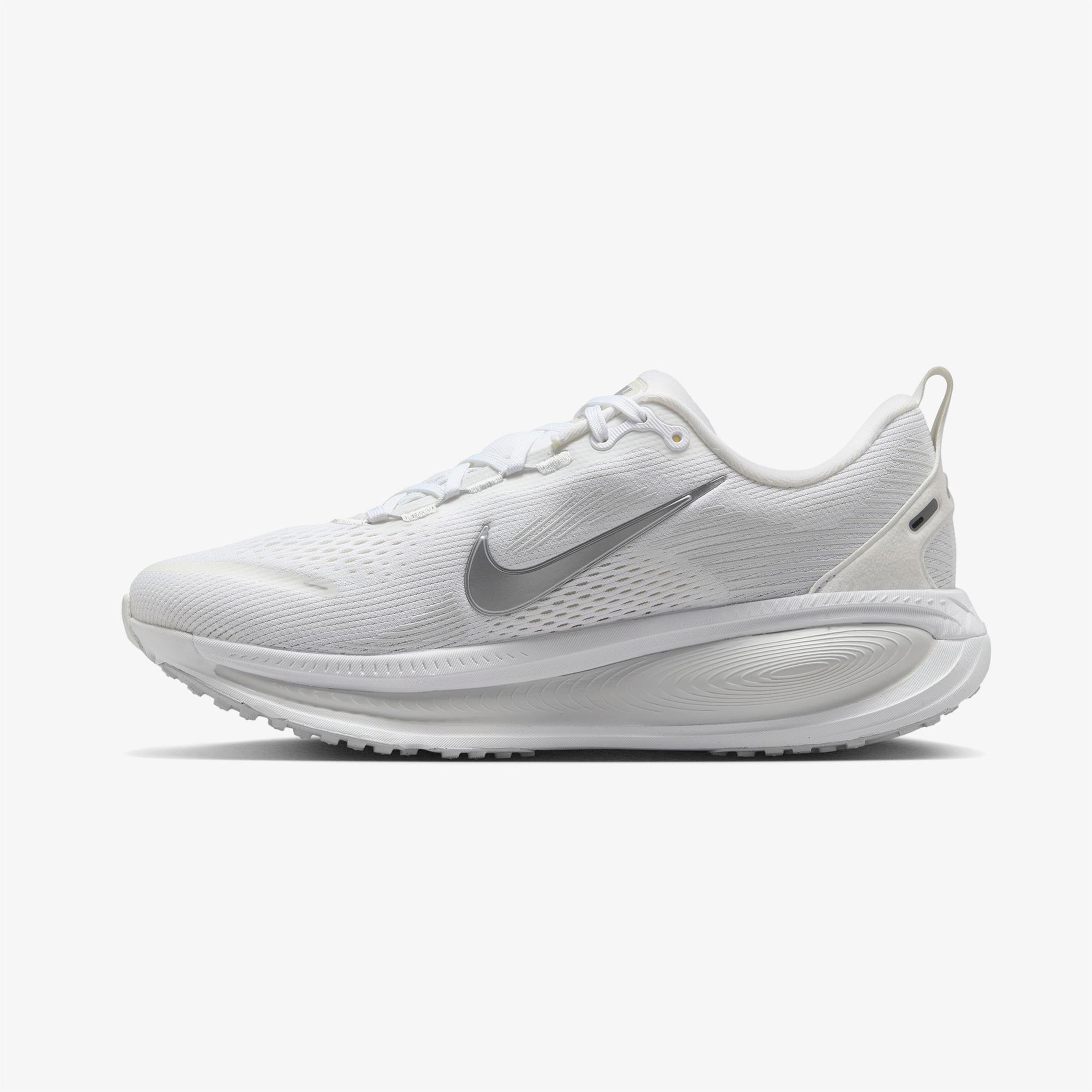 Nike Vomero 18 Kadın Beyaz Koşu Ayakkabısı