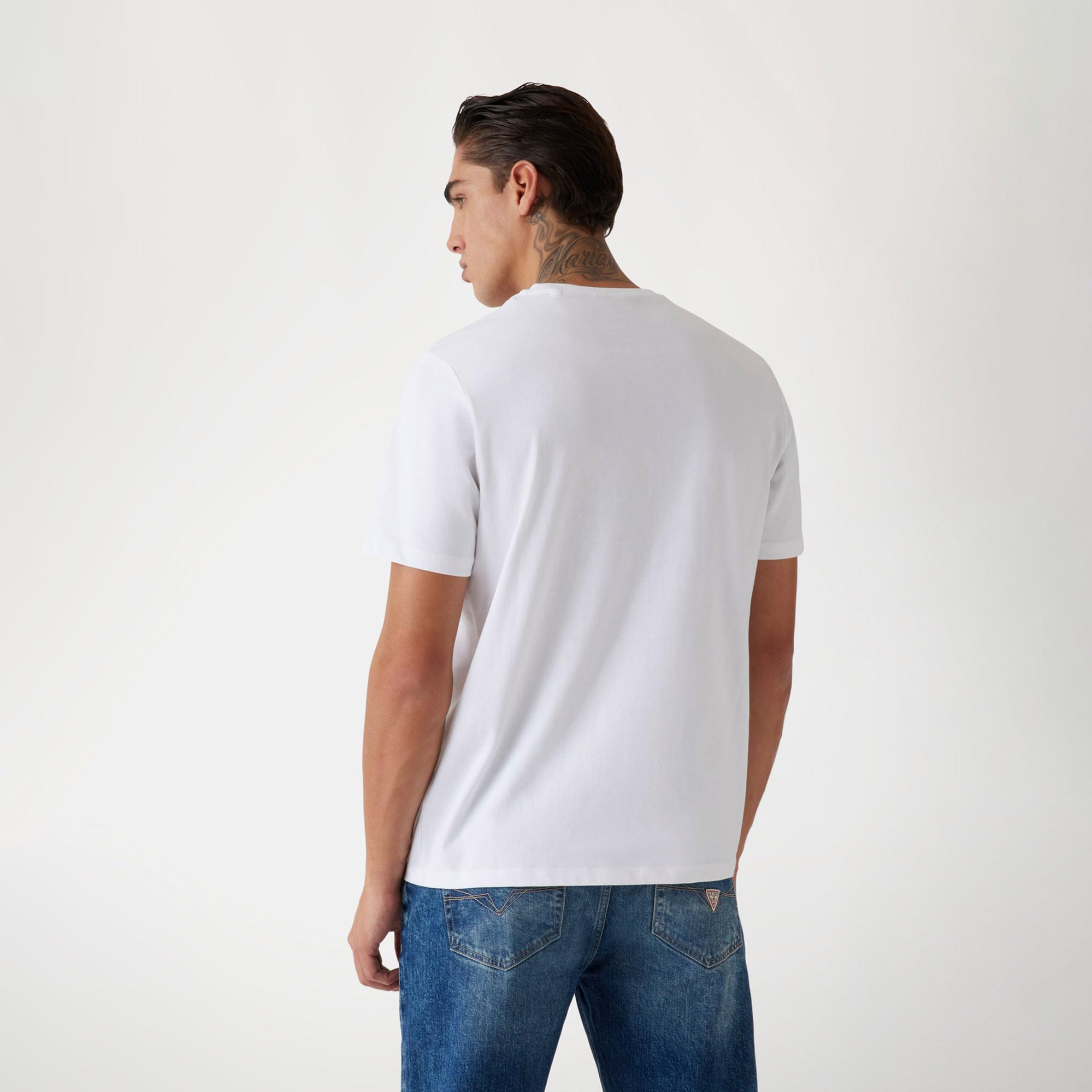 Guess Patch Regular Fit Erkek Beyaz T-Shirt