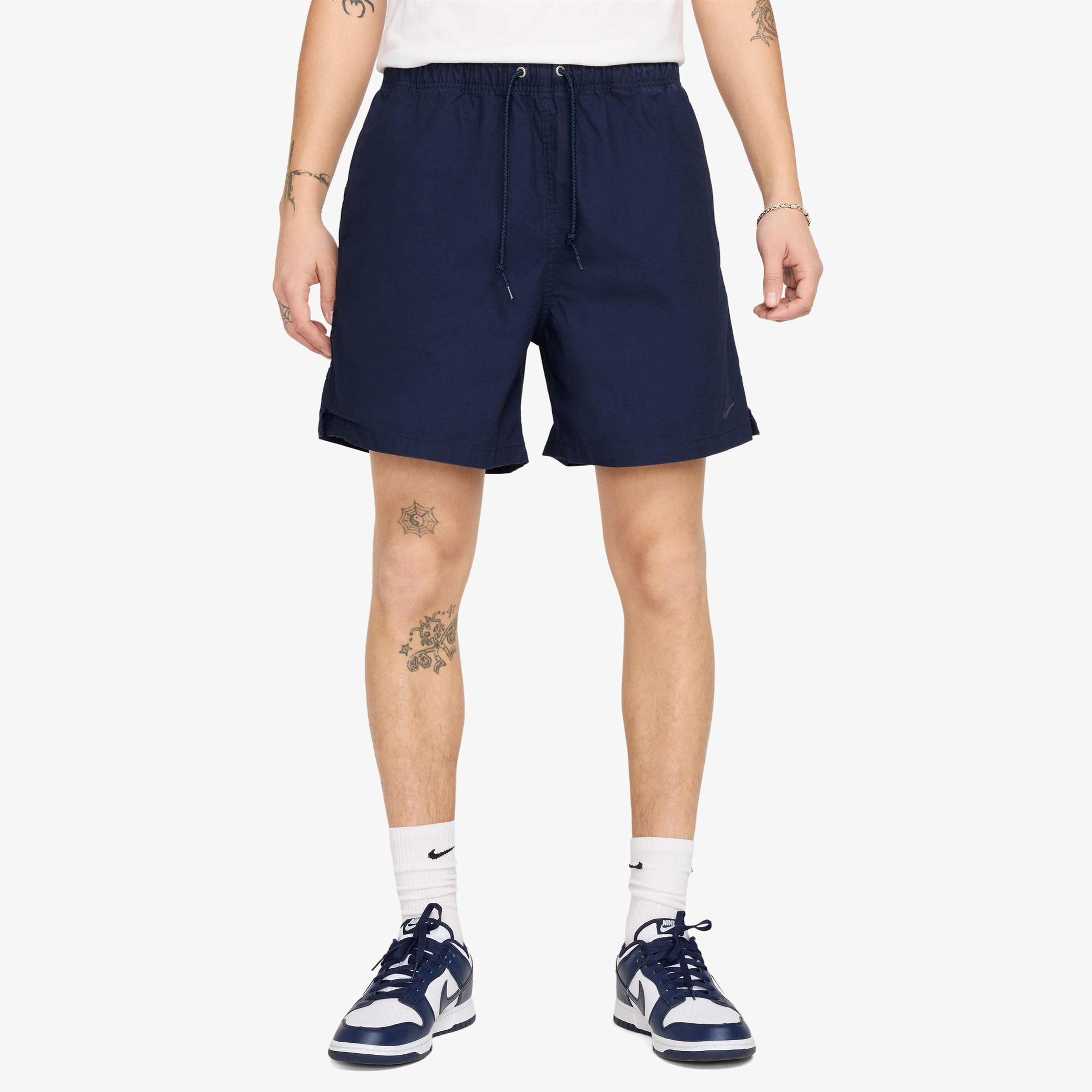 Nike Club Flow Erkek Lacivert Şort